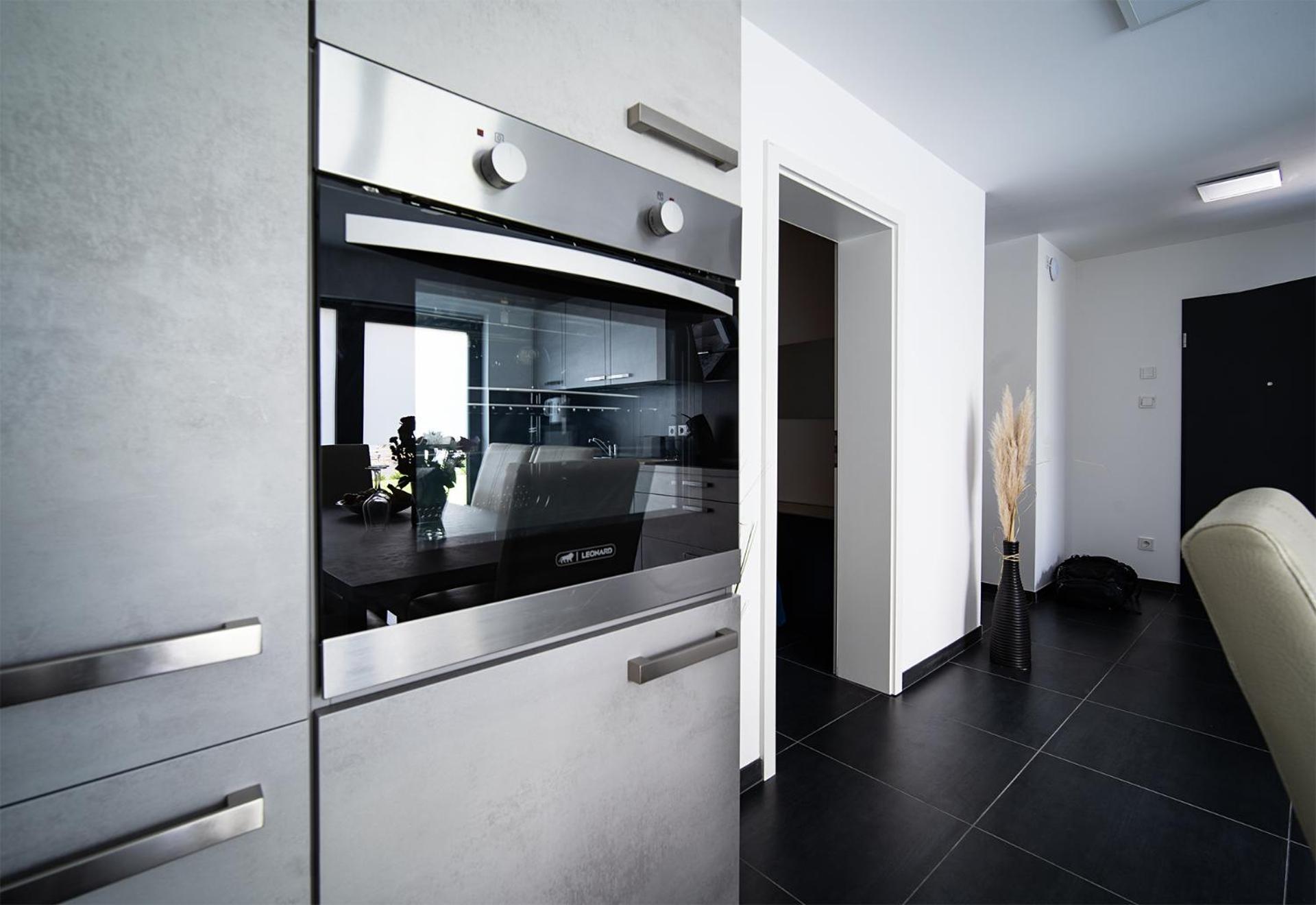 Apartment photo 3