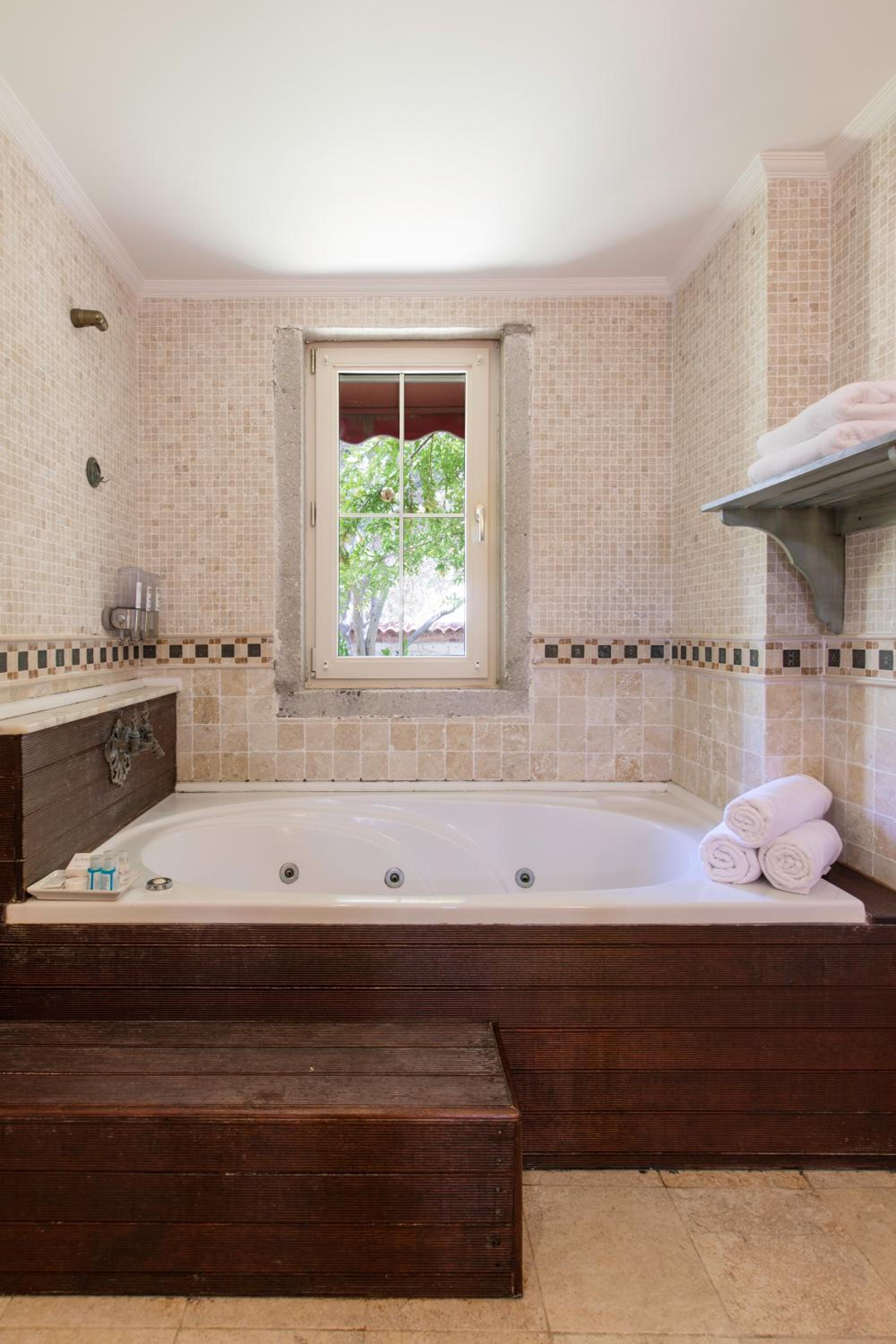 King Suite photo 3