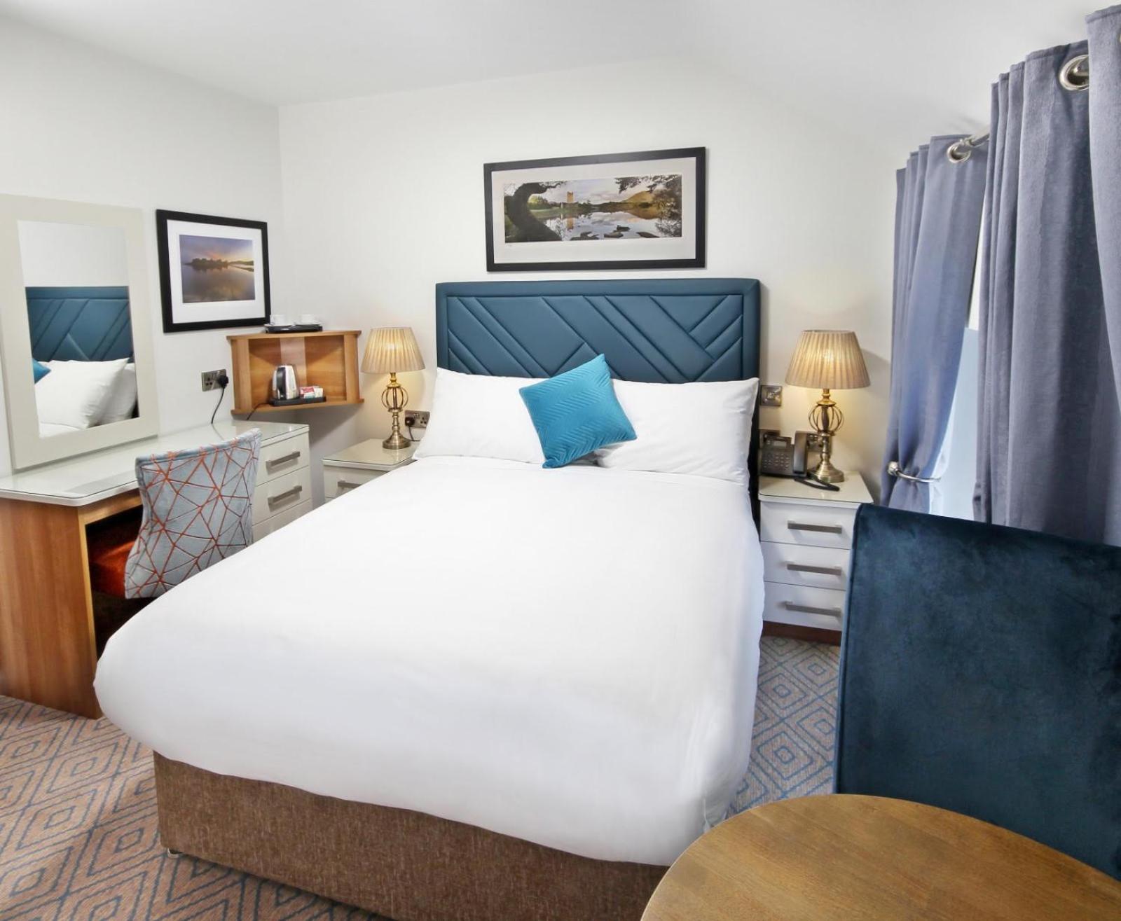 Budget Double Room photo 3