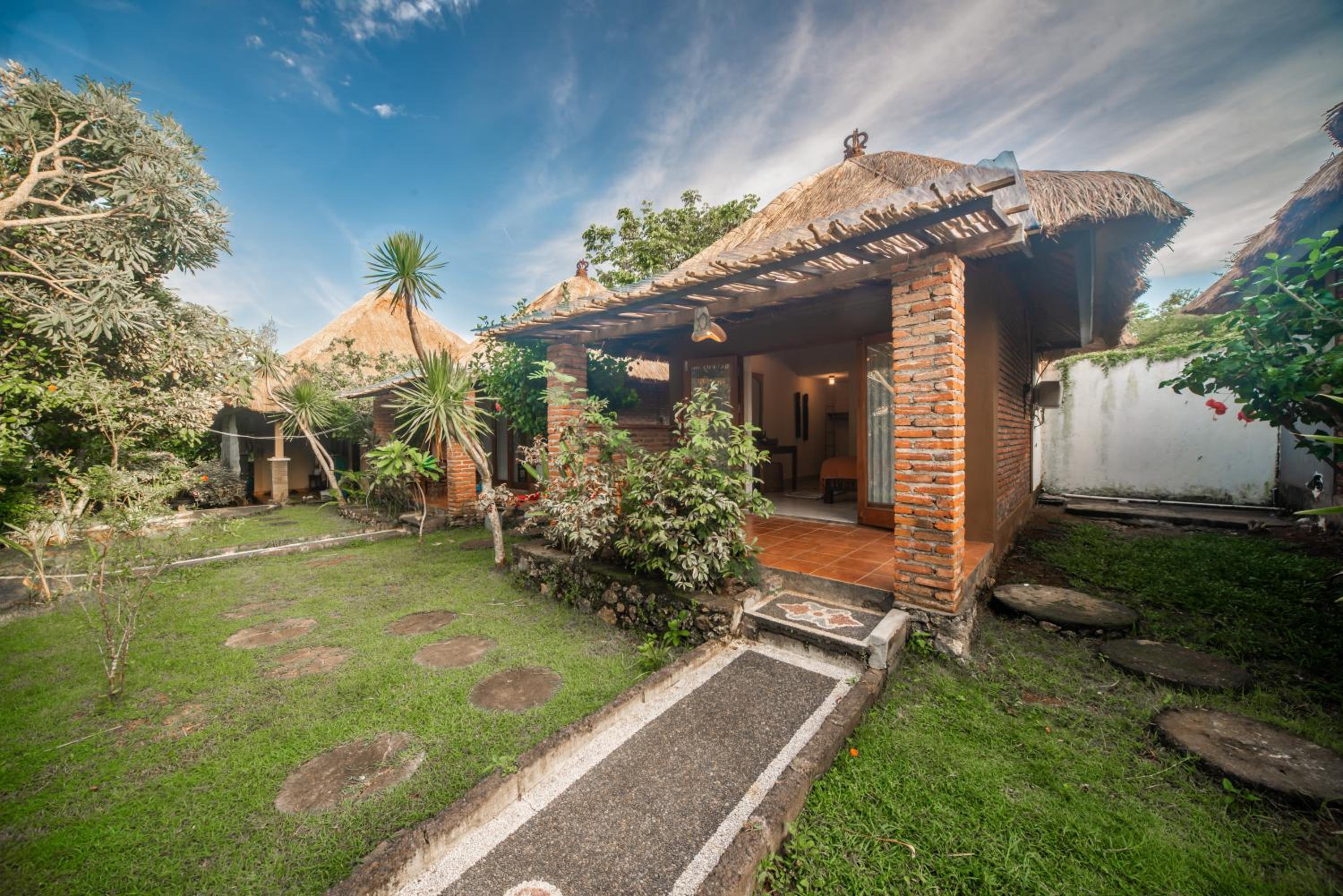 Bungalow with Garden View photo 1