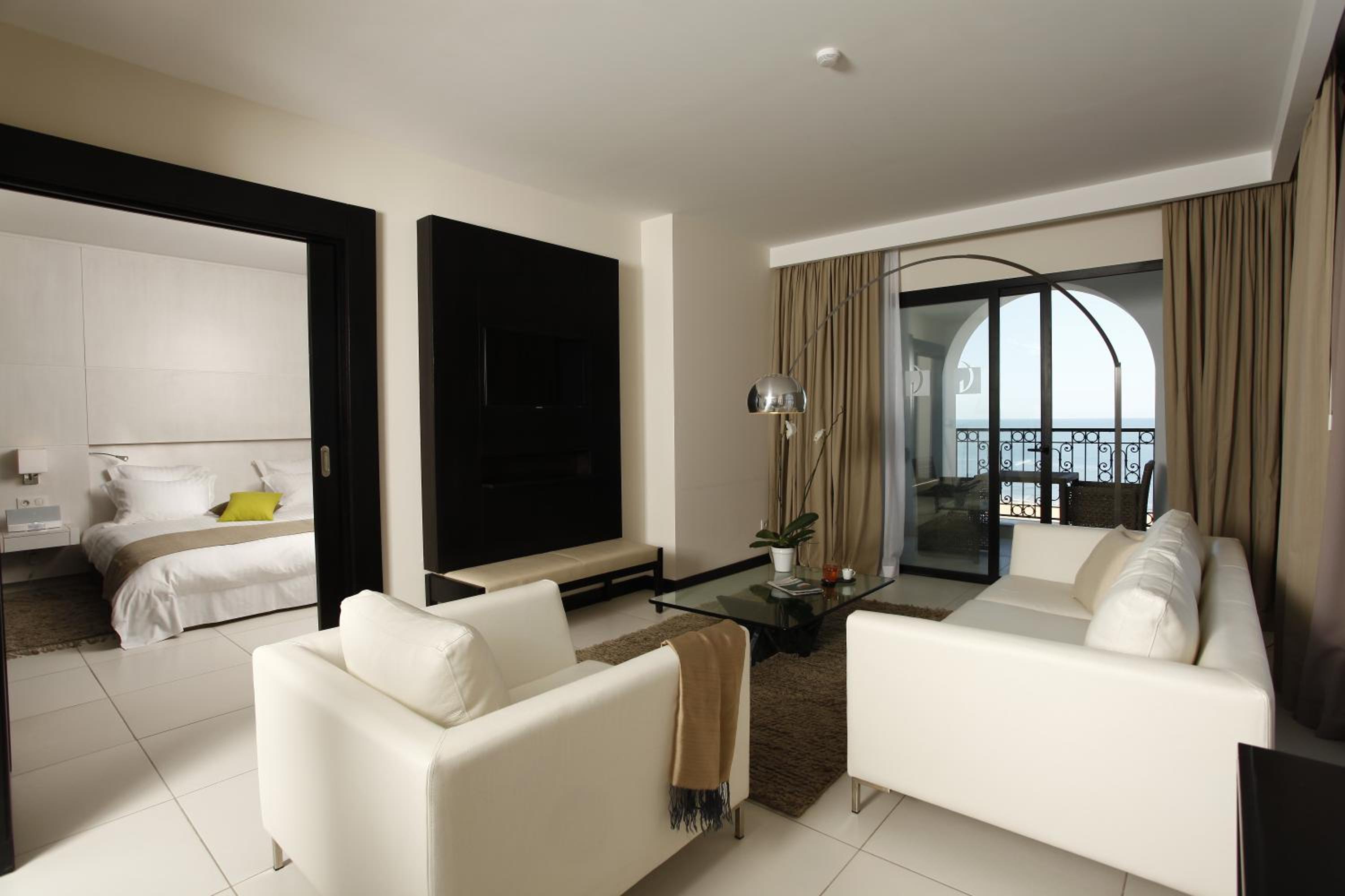 Suite (2 Adults) photo 3