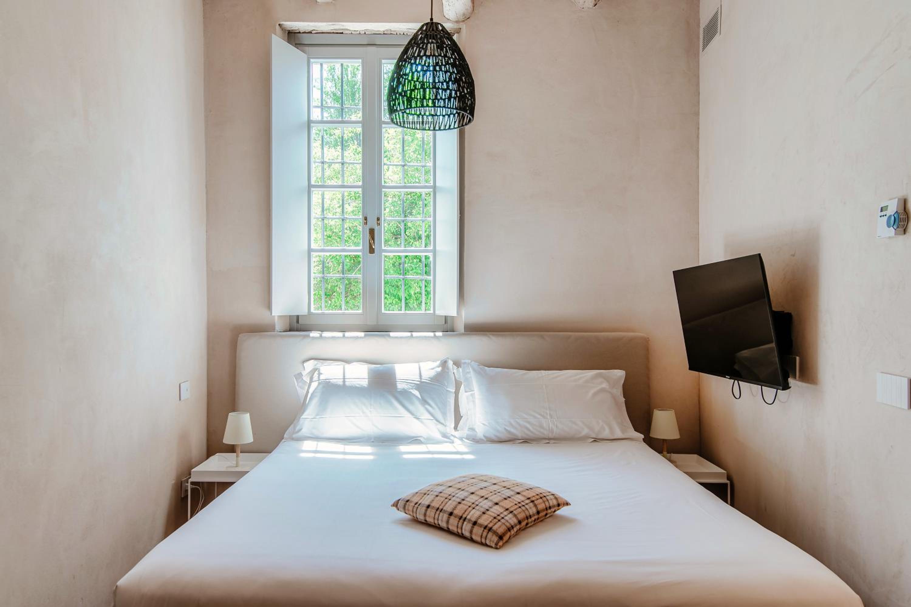 Double Room - Photo 3