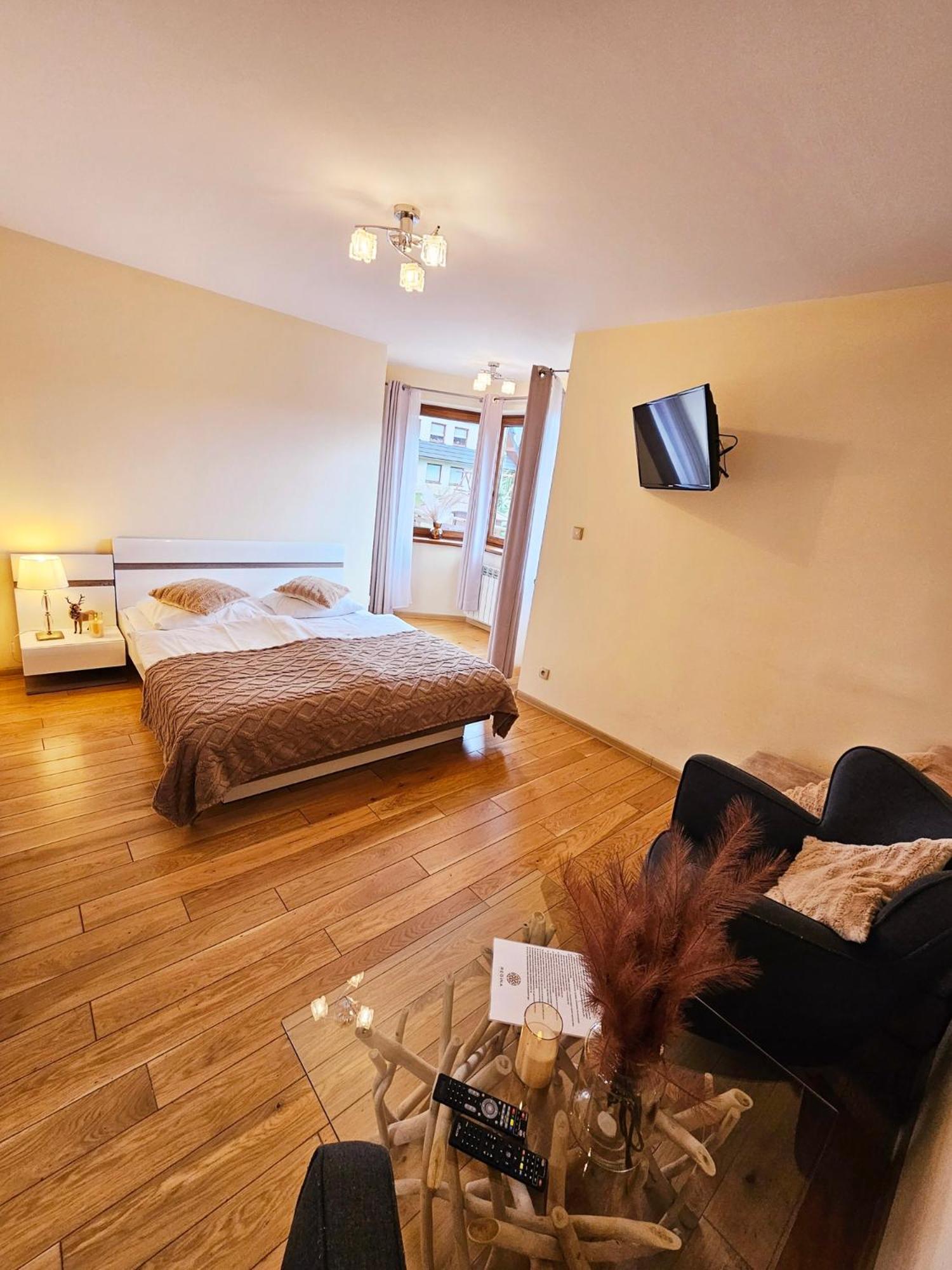 Deluxe Triple Room - Photo 9