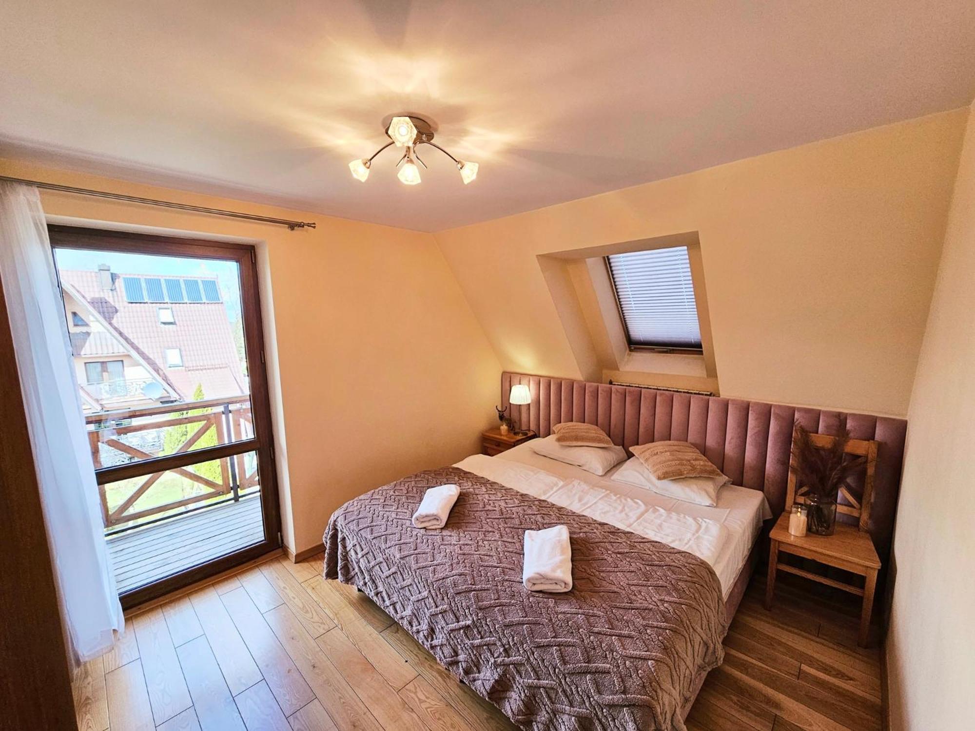 Deluxe Double Room with Balcony - Photo 1