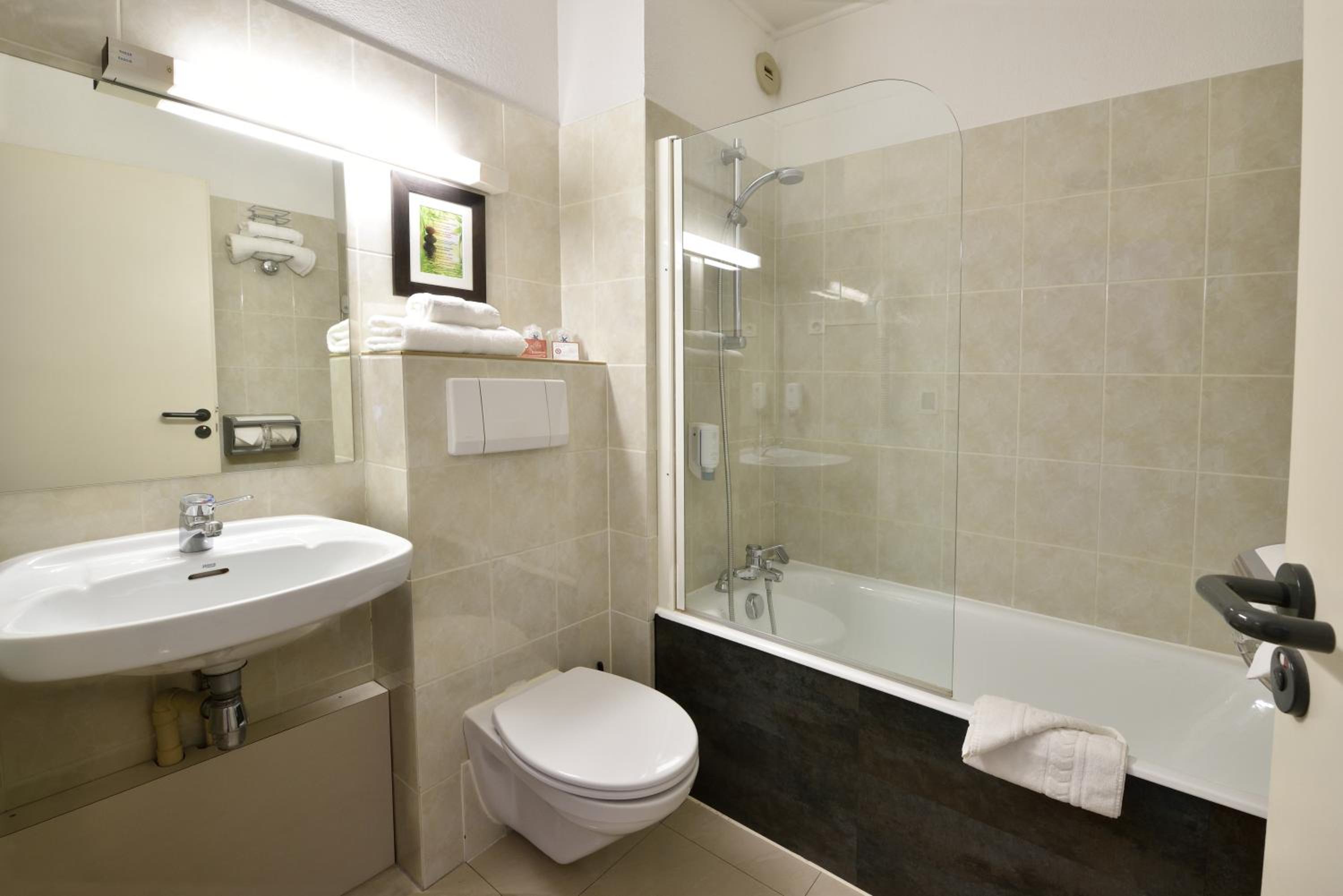 Standard Quadruple Room - Photo 3
