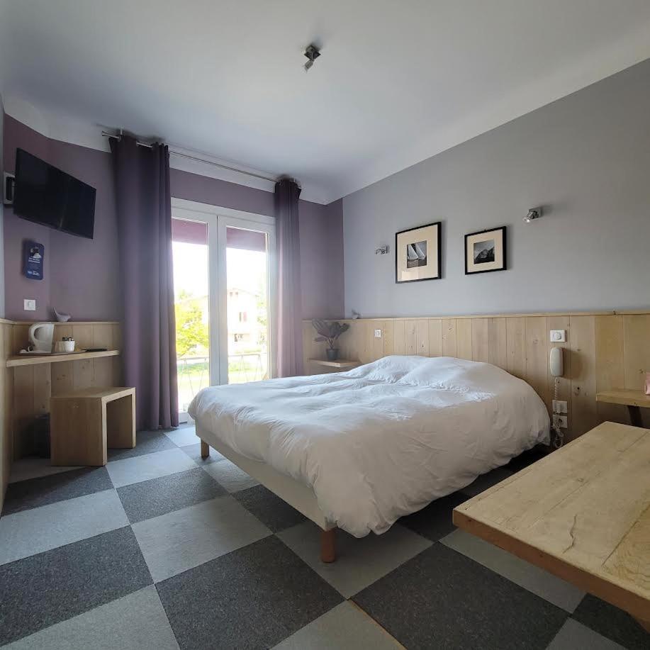Double Room - Photo 8