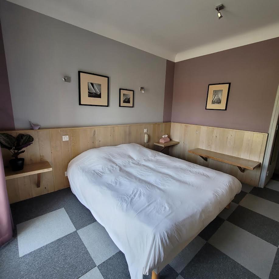 Double Room - Photo 7