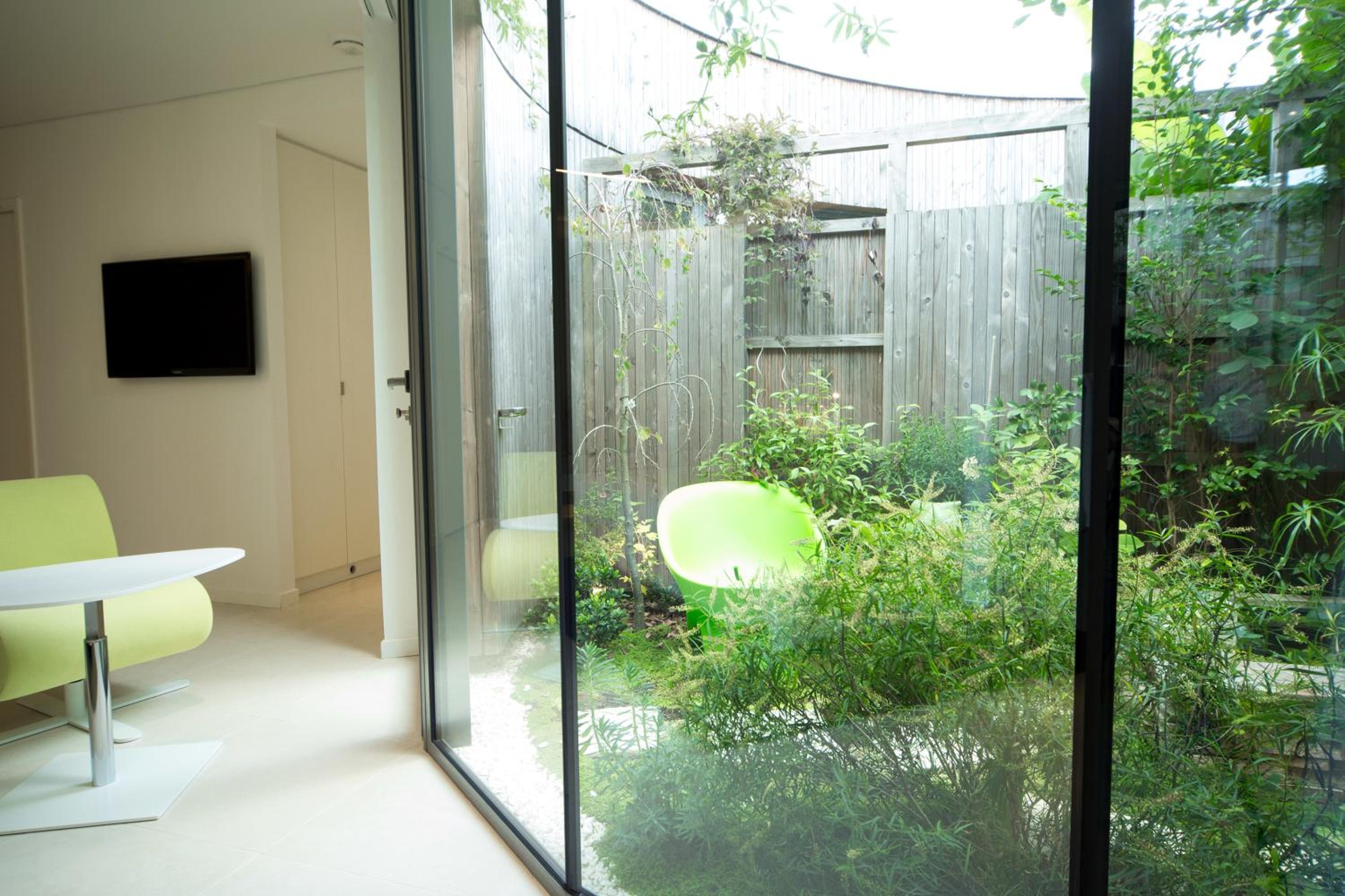 Double Room - Photo 2