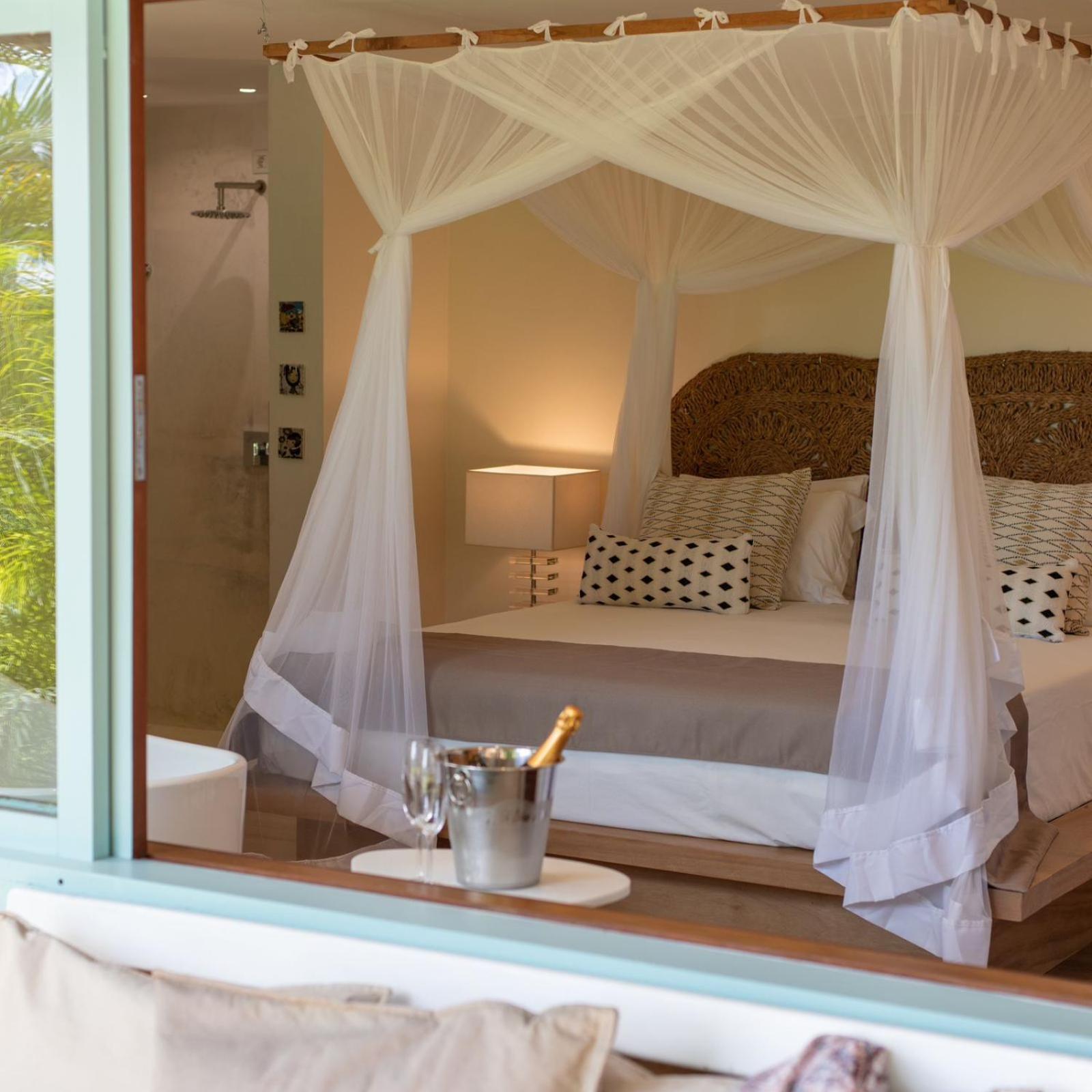 Suite with Pool View