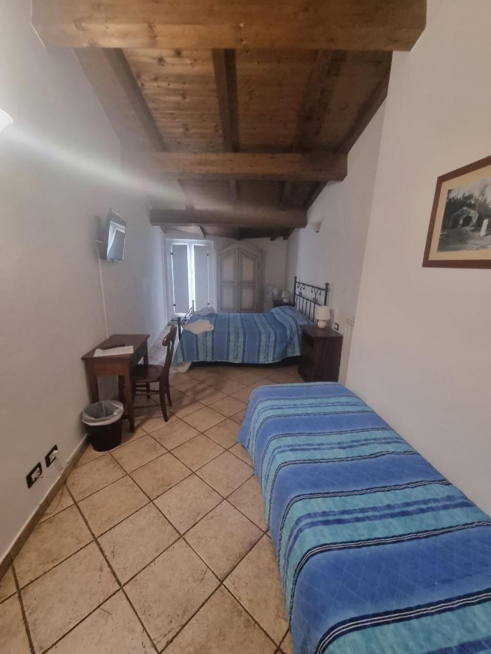 Triple Room photo 2