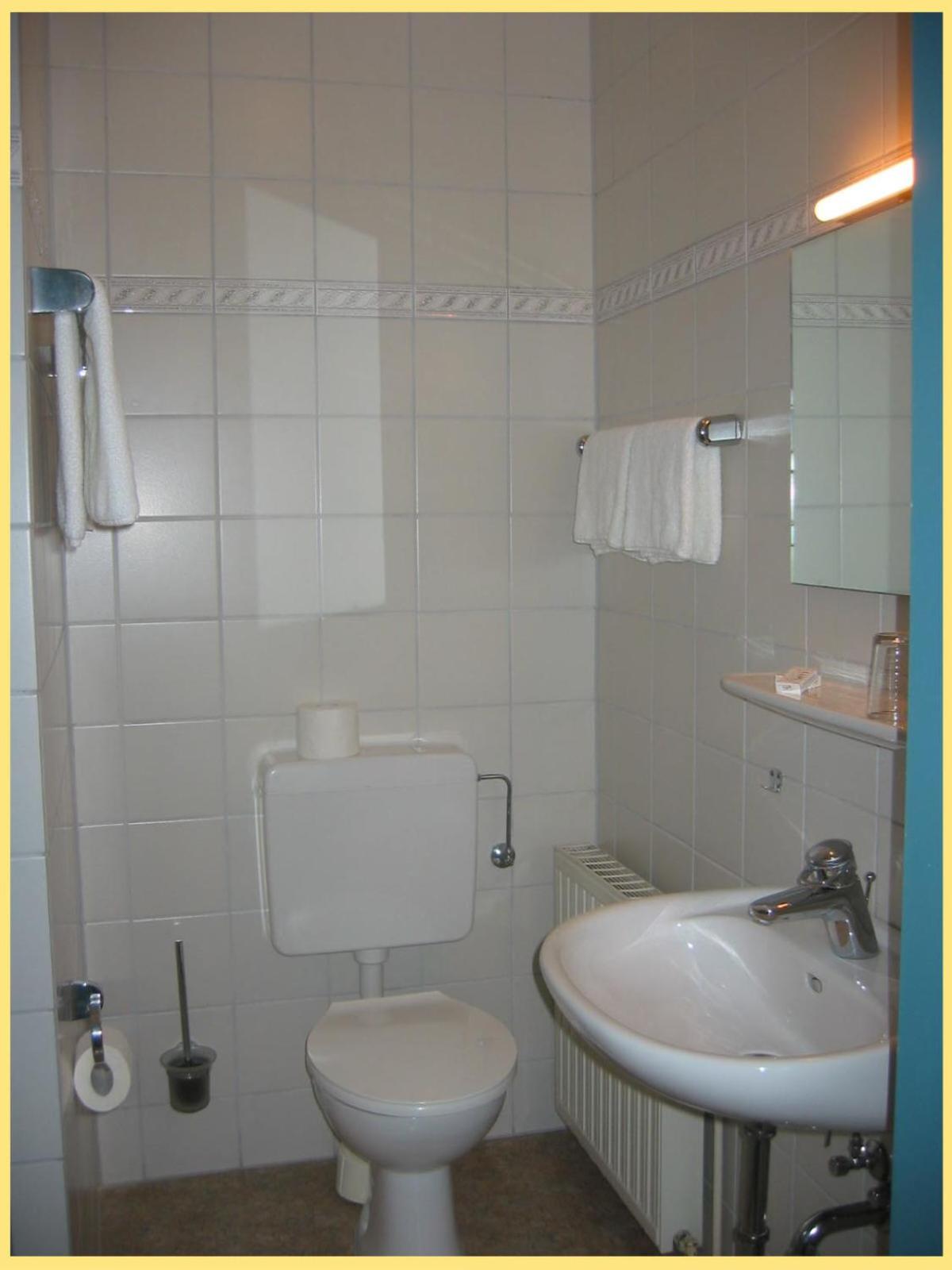 Single Room photo 3