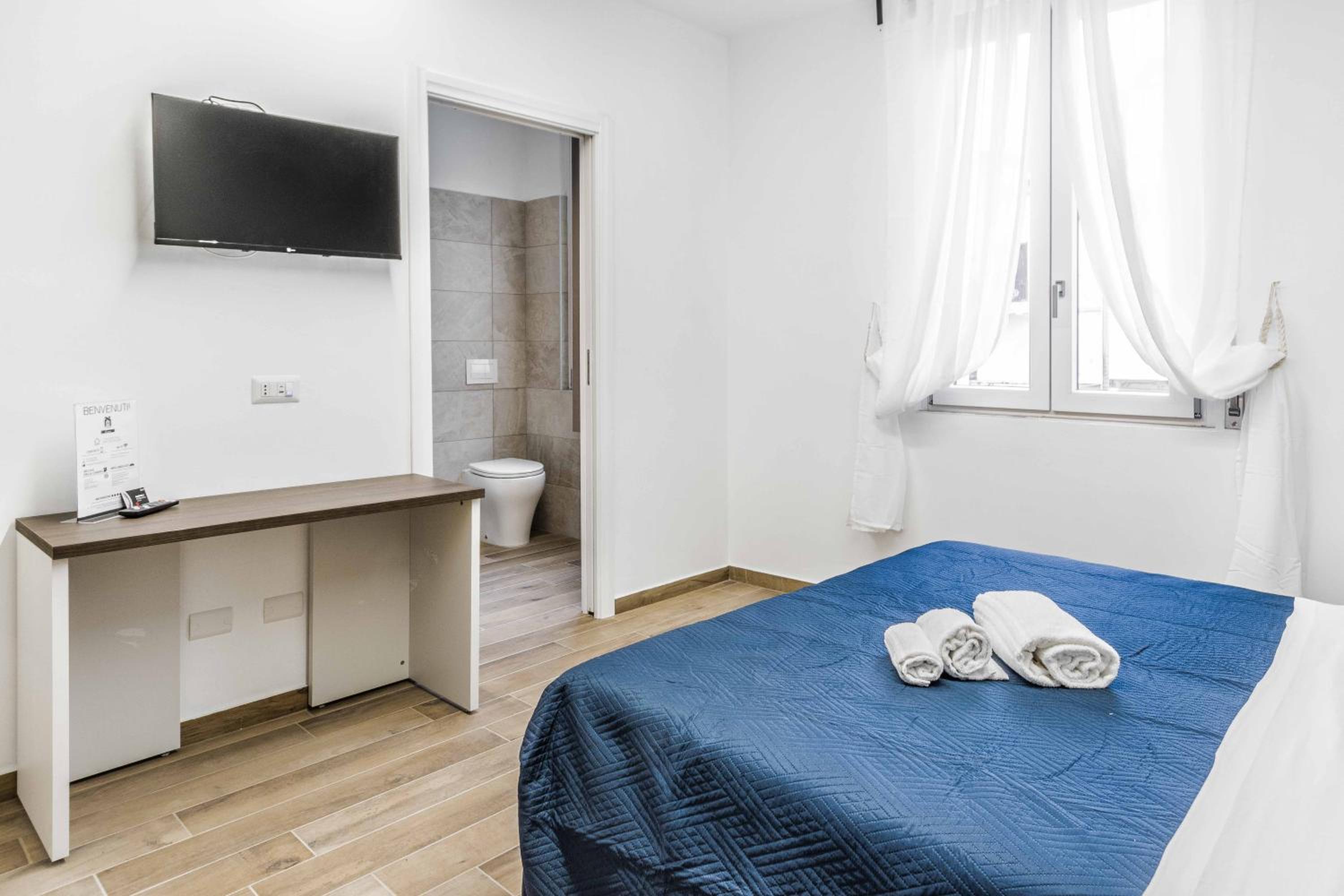 Double Room with Private Bathroom