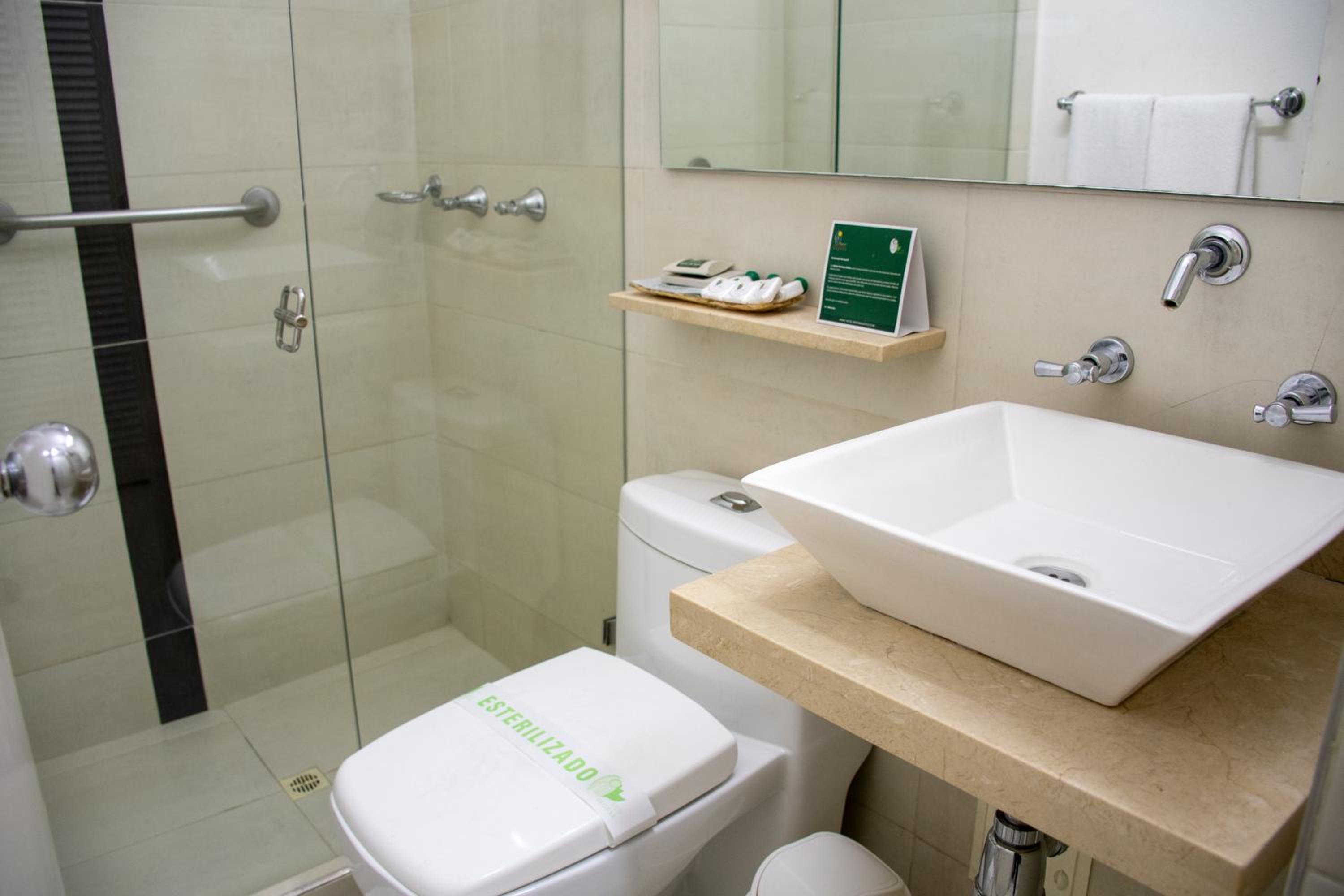 Standard Triple Room - Photo 2
