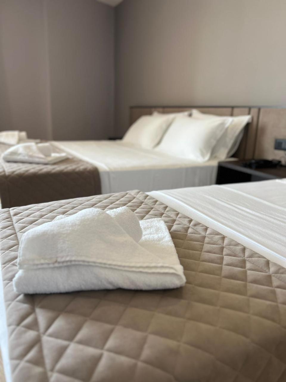 Deluxe Triple Room with Sea View