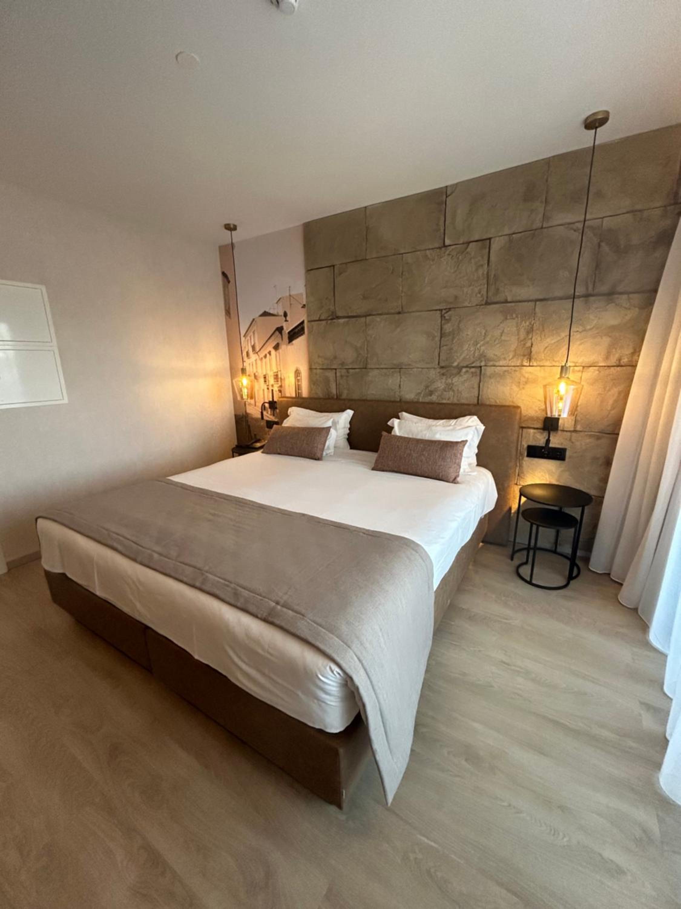 Superior Double Room - Photo 2