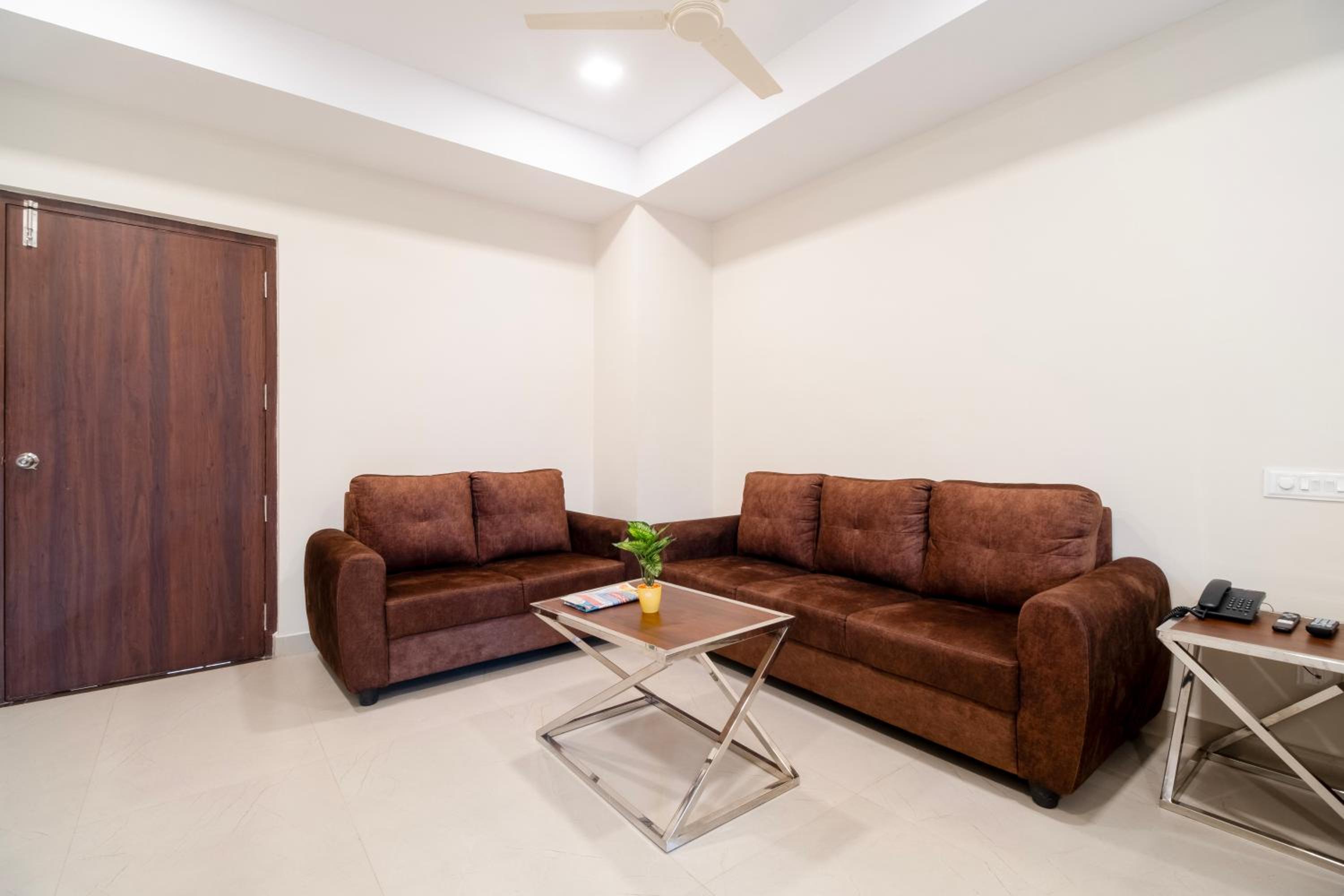 Large Double or Twin Room photo 3