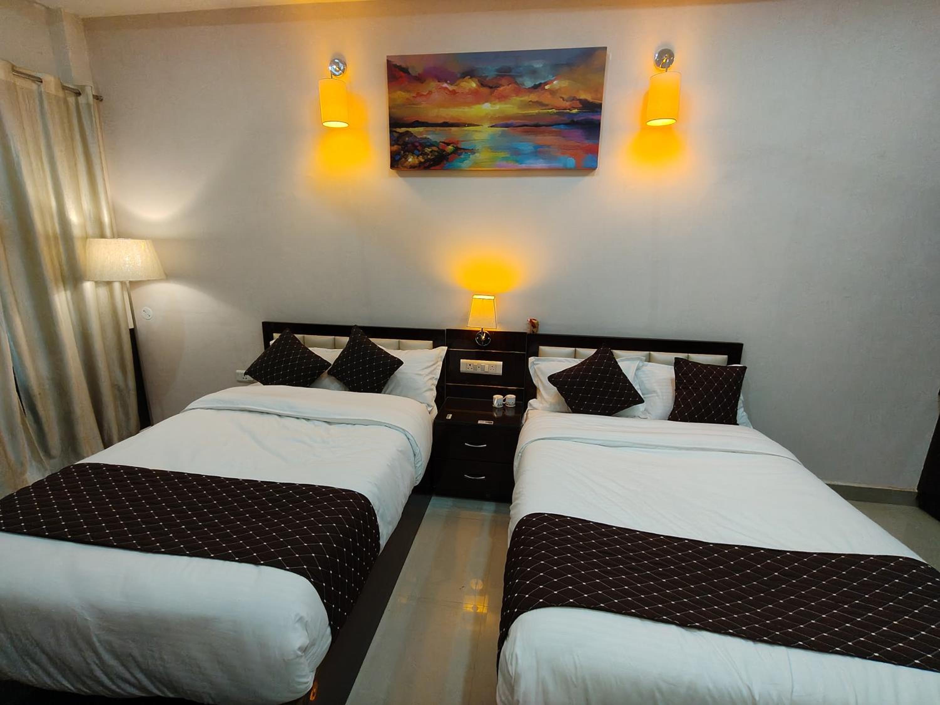 Deluxe Double or Twin Room - Photo 19