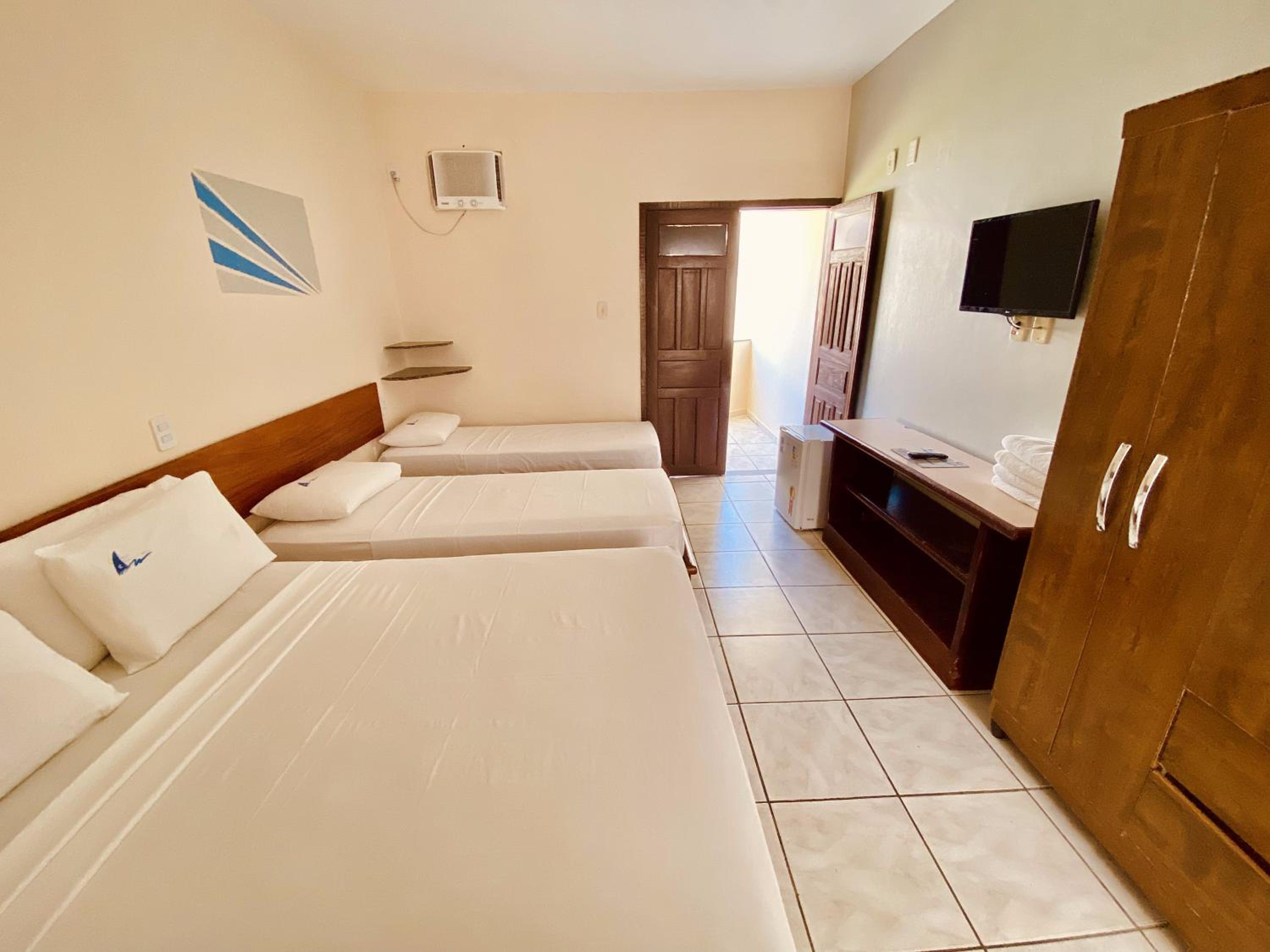Economy Quadruple Room photo 3