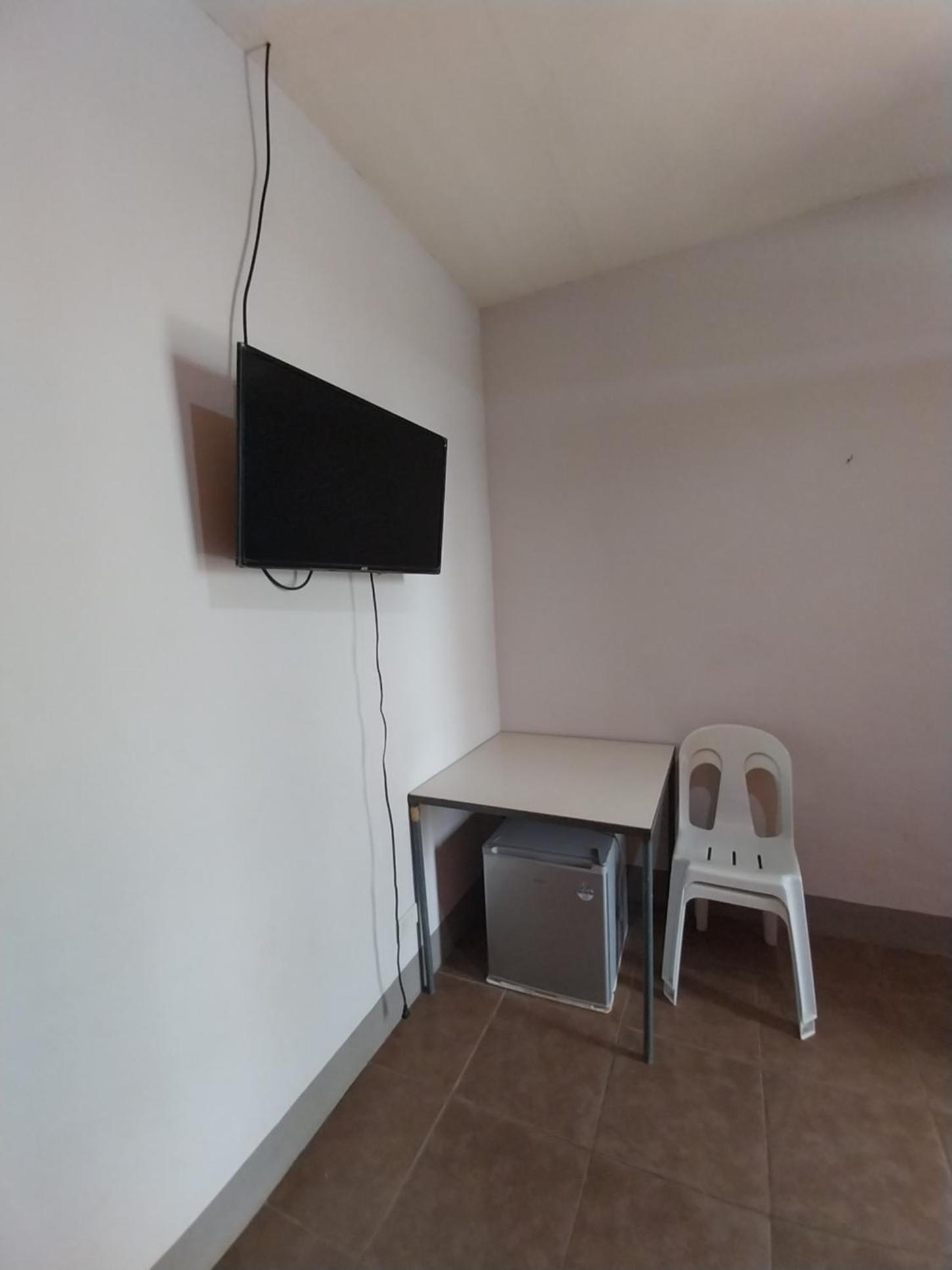 Budget Double Room photo 3