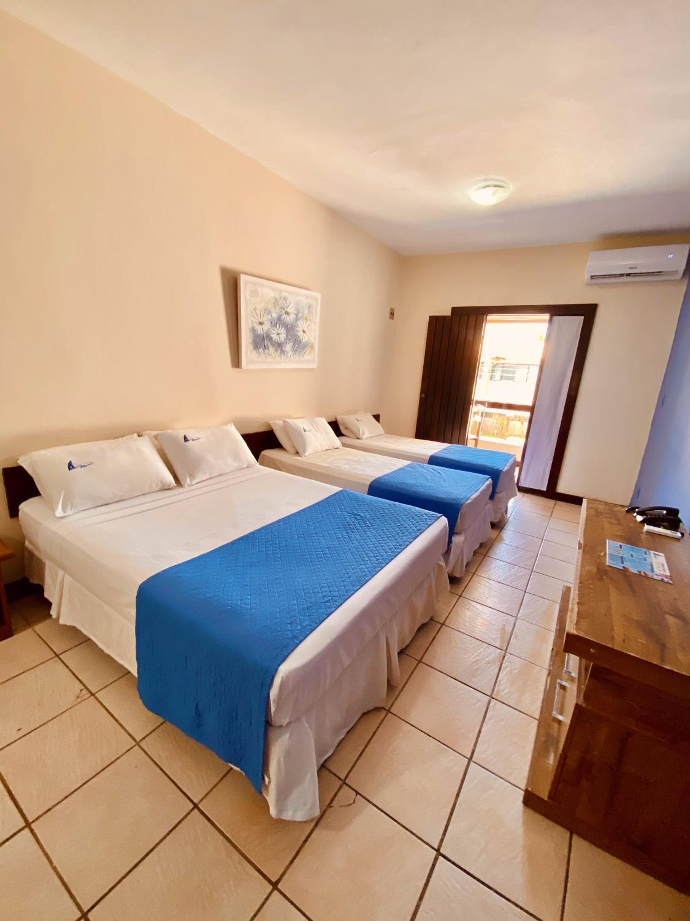 Quadruple Room with Balcony photo 1