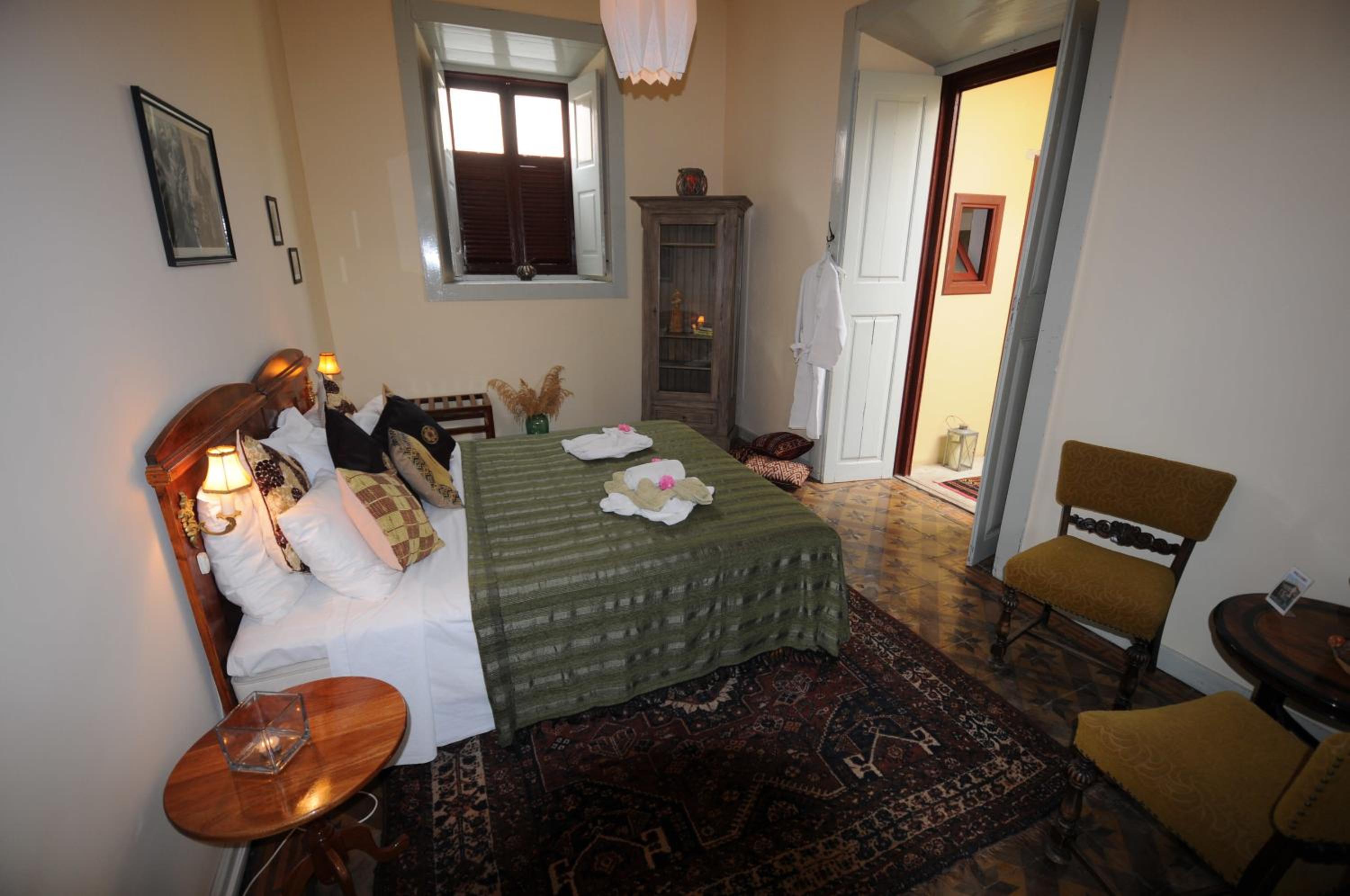 Double or Twin Room photo 3