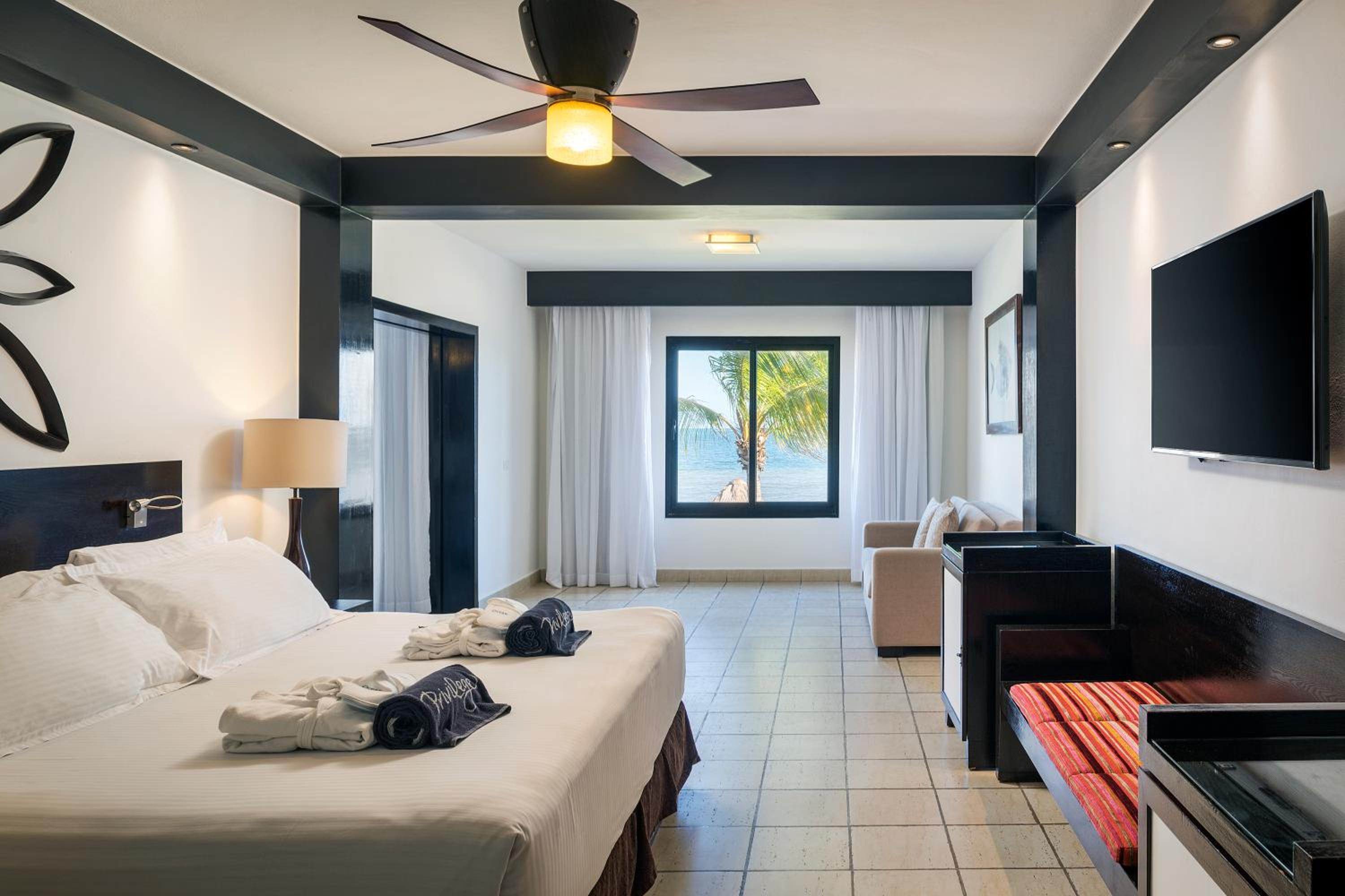 Privilege Master Suite Ocean View - Photo 1