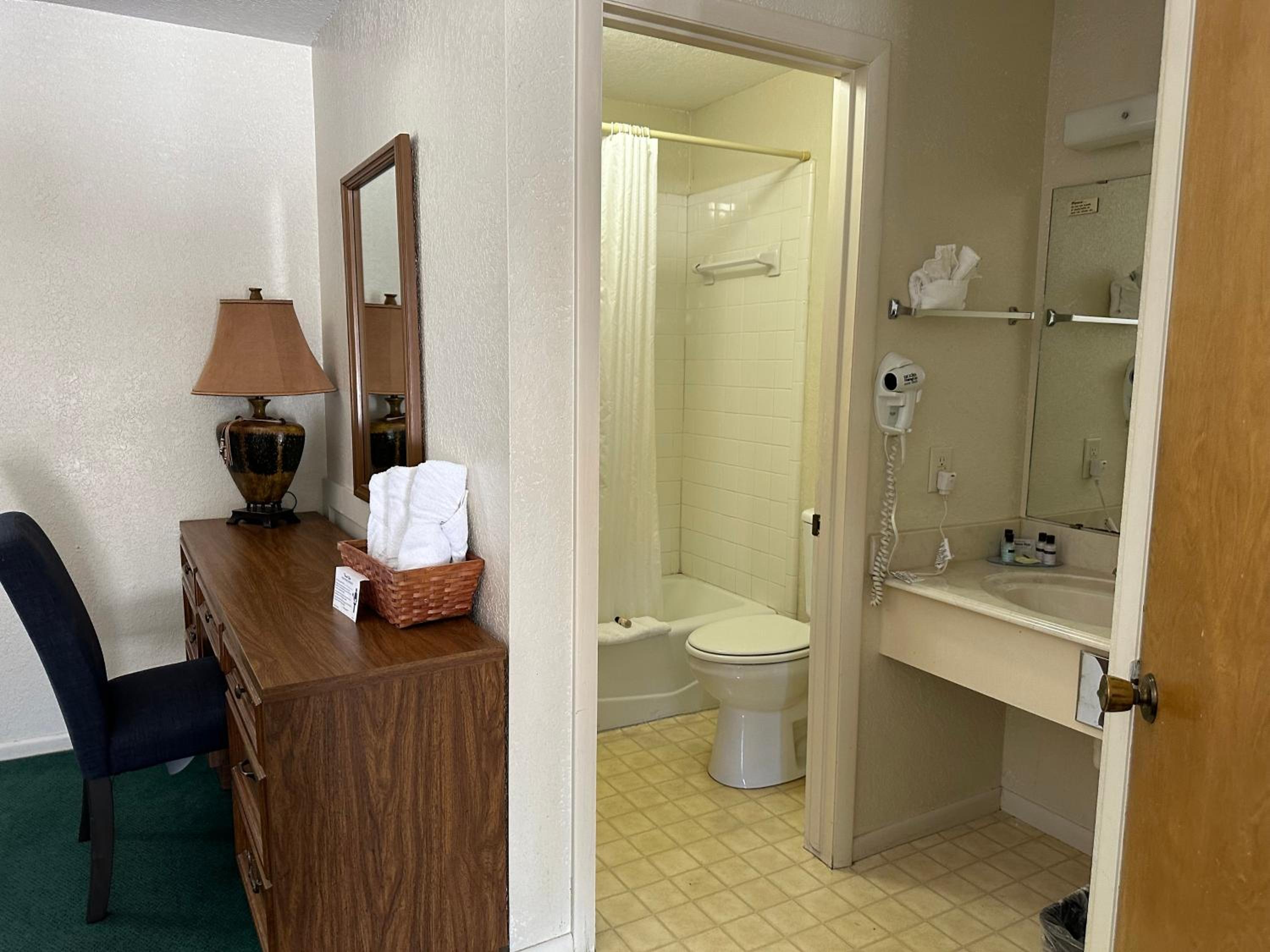Apartment - Photo 38