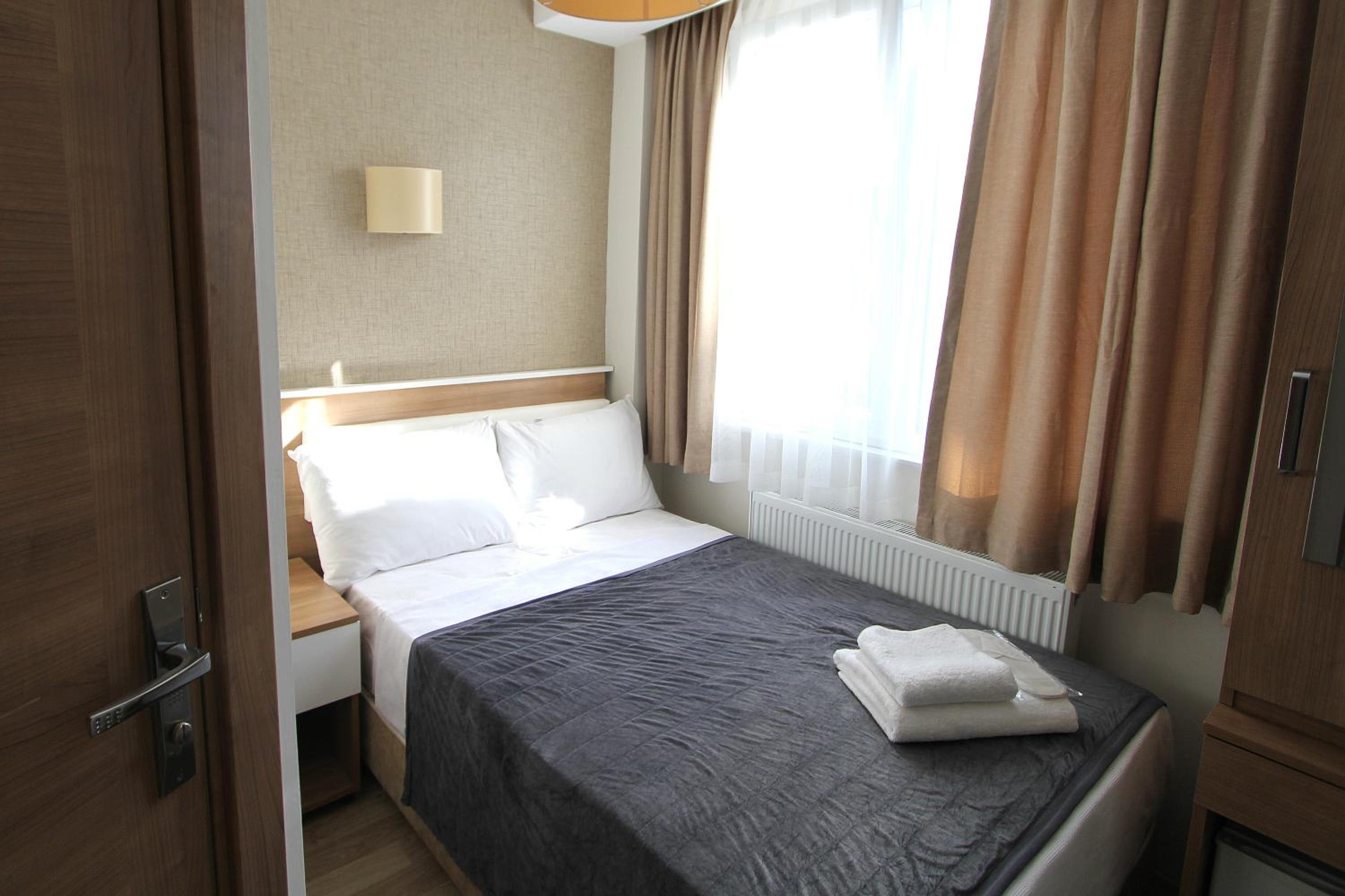 Single Room photo 3