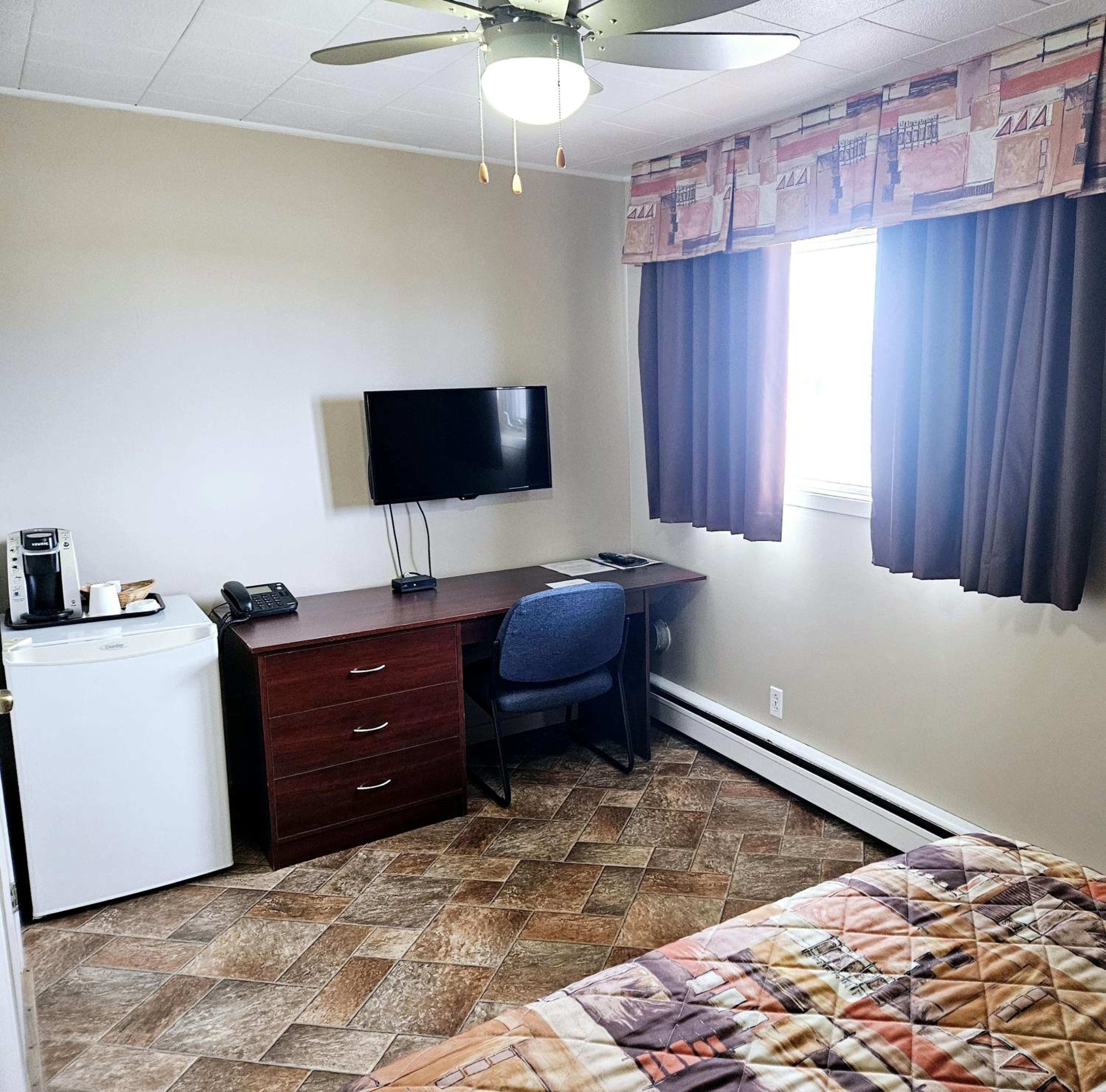 Double Room - Photo 2