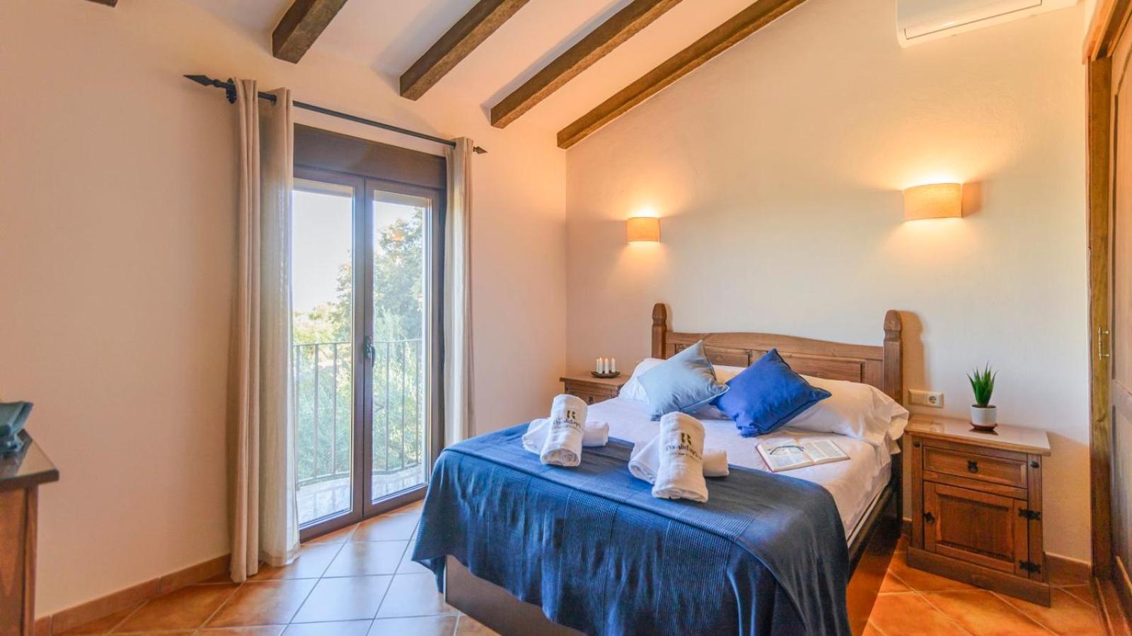 Villa de Tres Habitaciones