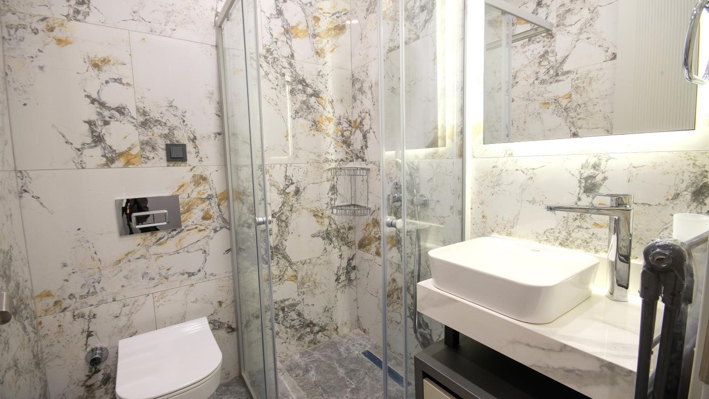 Apartment - Photo 2