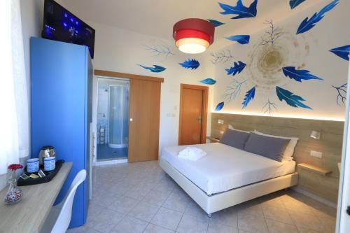 Quadruple Room with Sea View photo 2