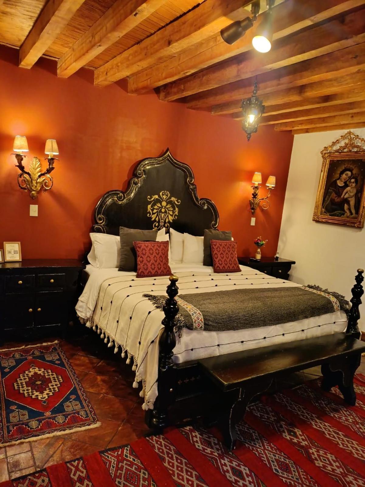 Deluxe Room - Photo 1