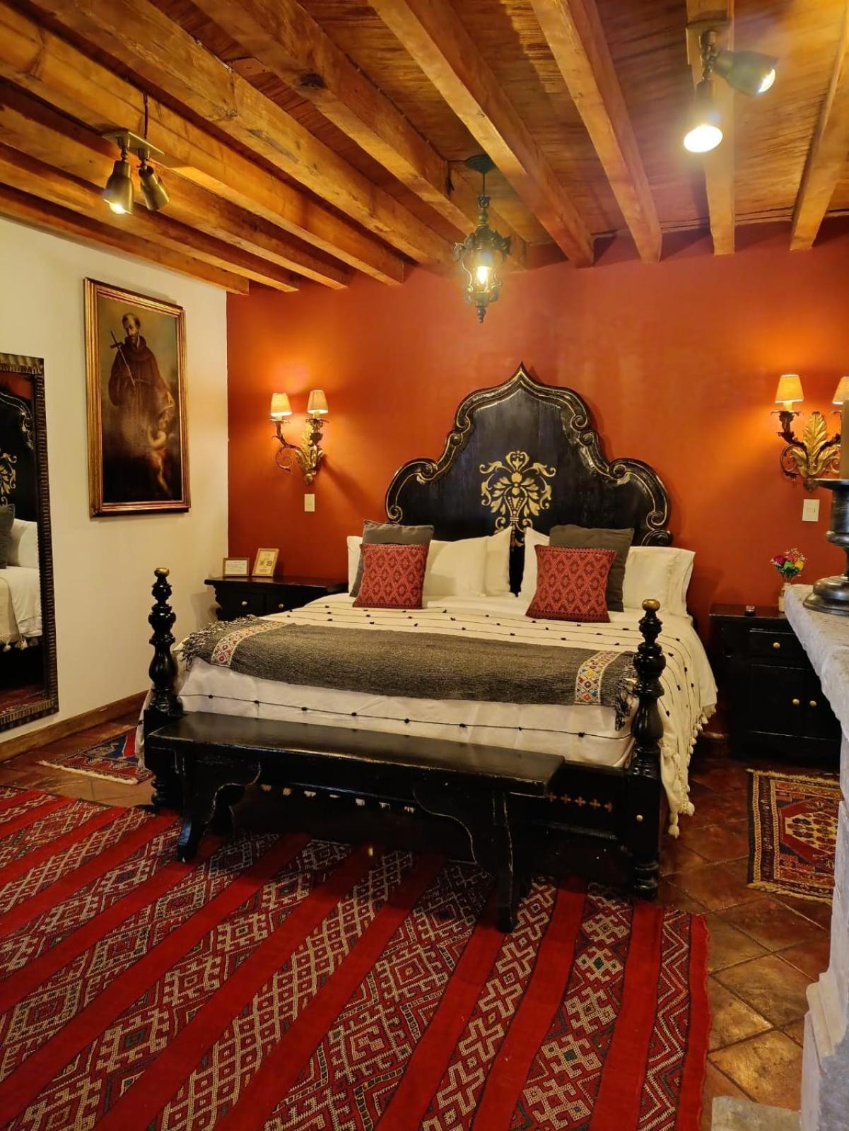Deluxe Room - Photo 8