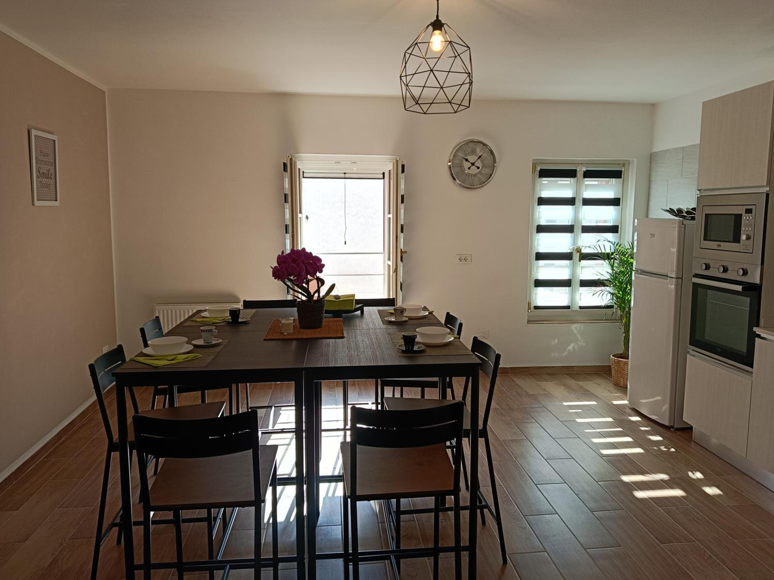Apartment photo 3