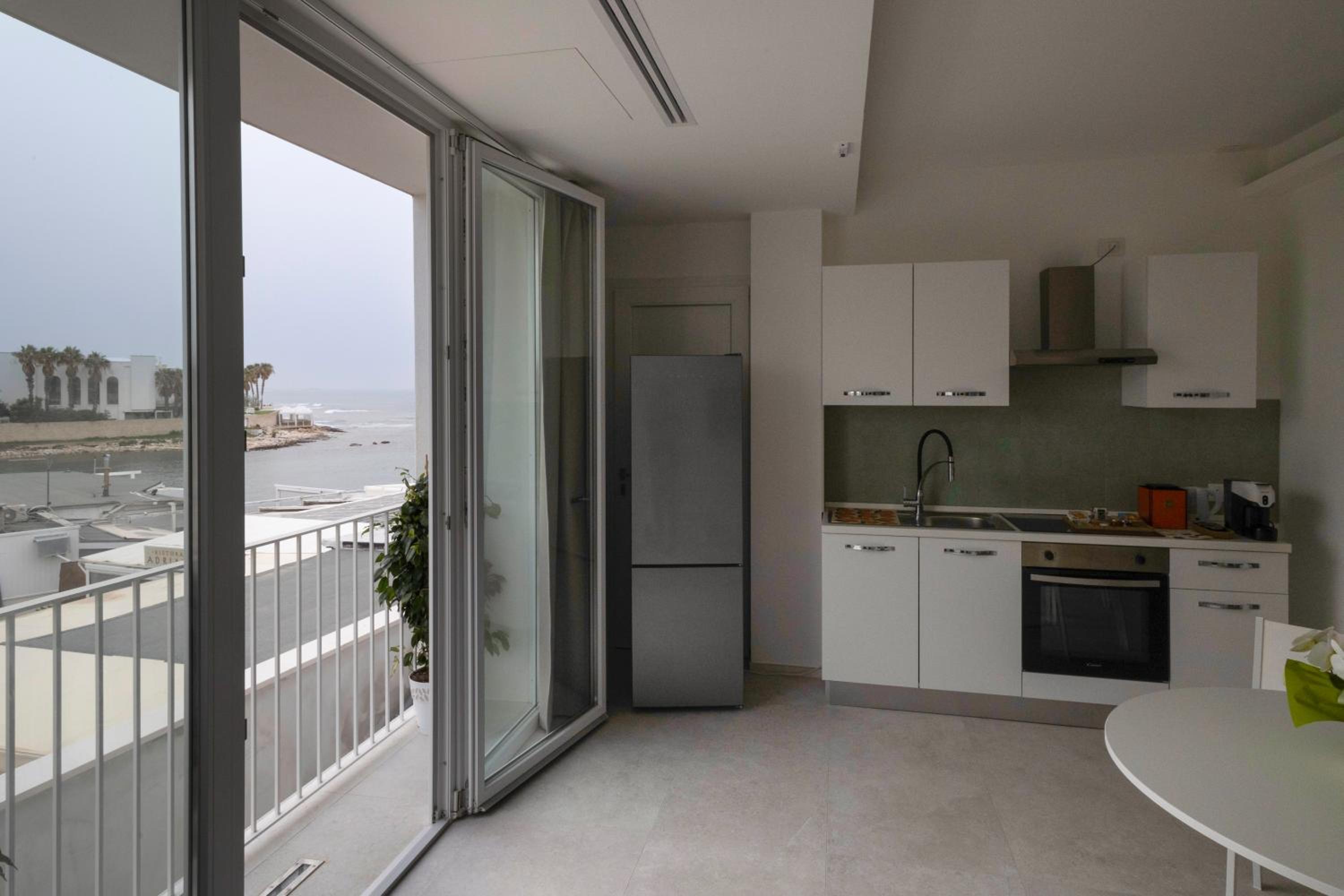 One-Bedroom Apartment - Sea Side photo 3