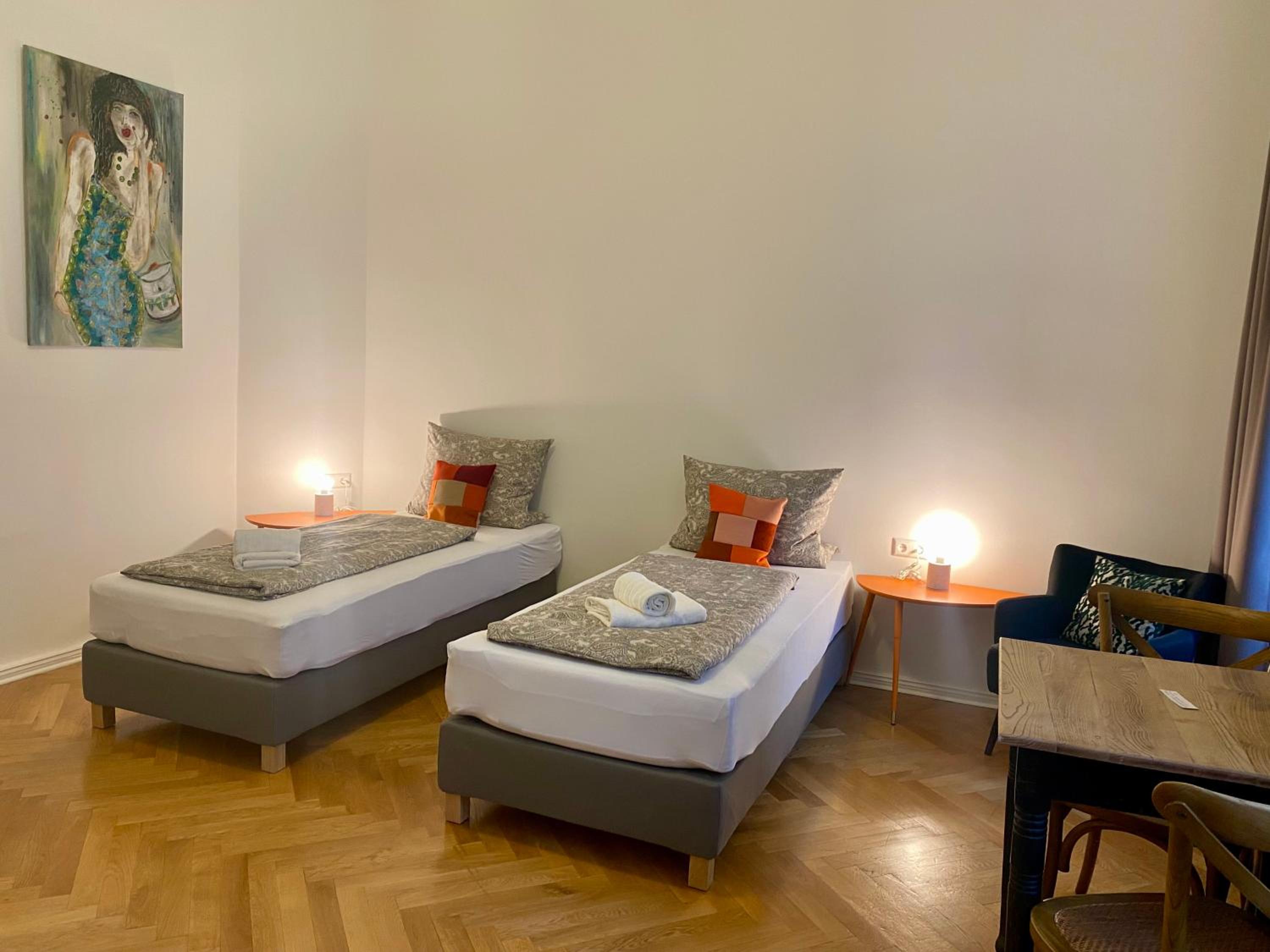 Studio Apartment photo 3
