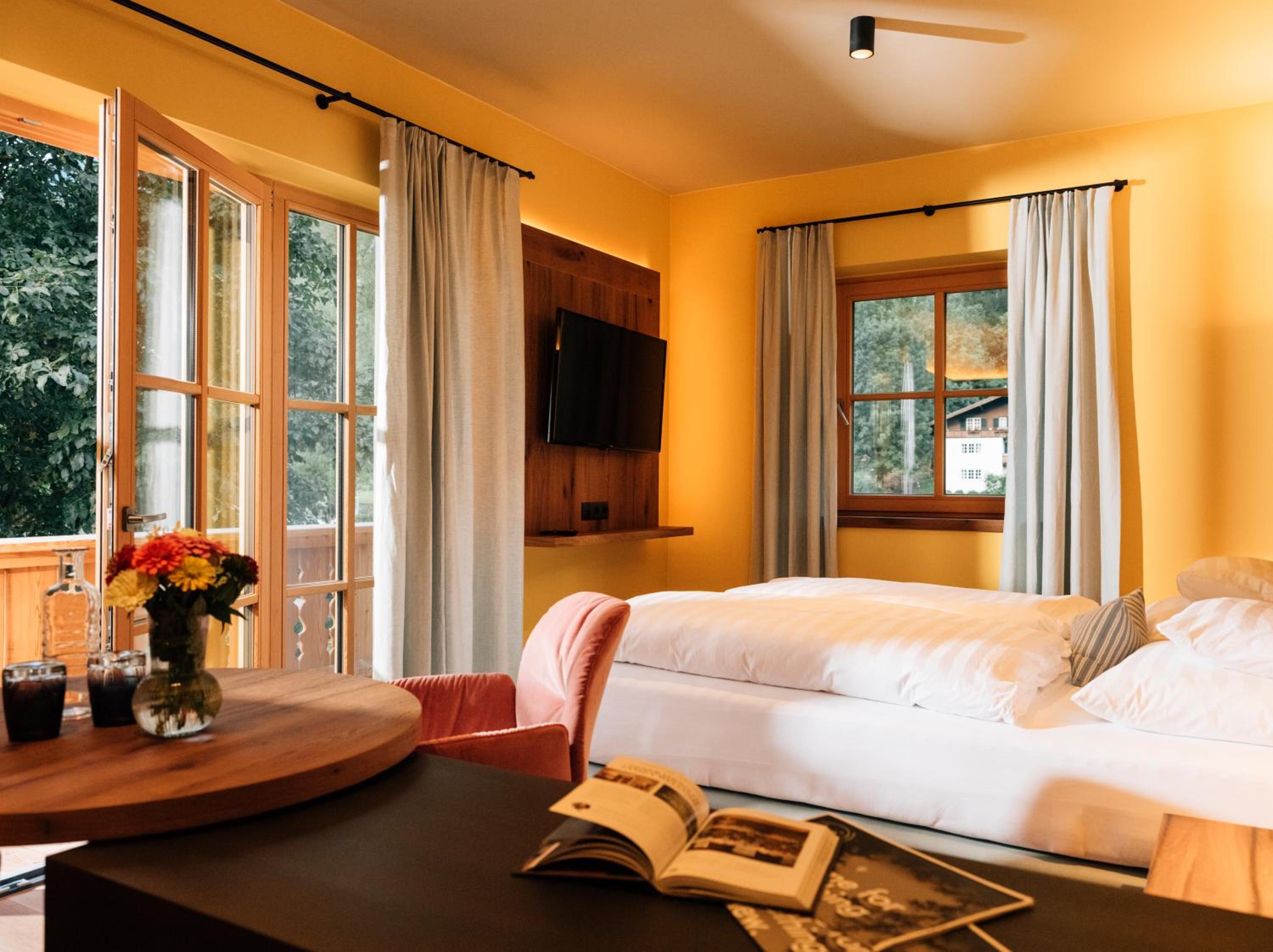 Deluxe Double Room with Castle View