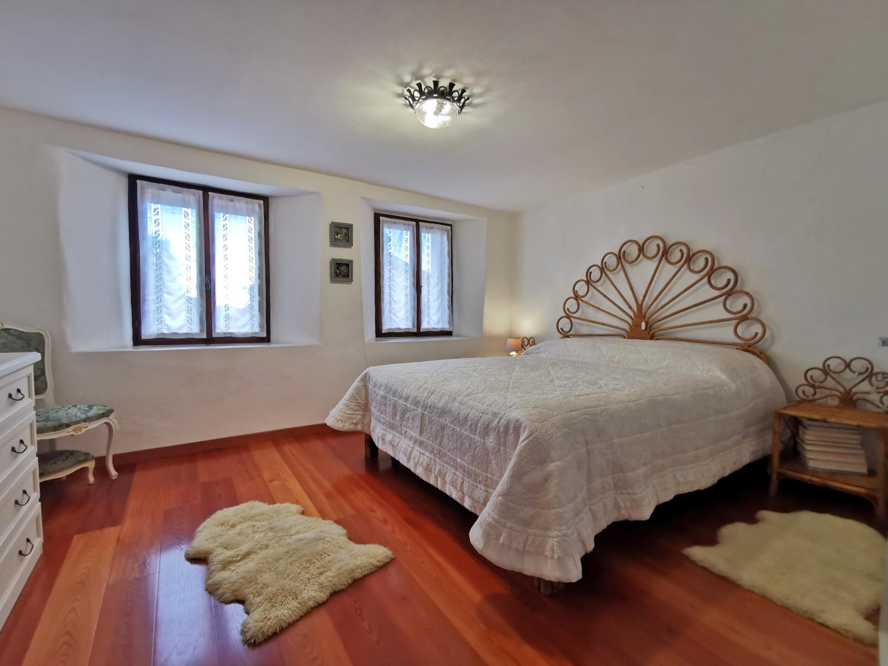 Standard Double Room with Shared Bathroom photo 1