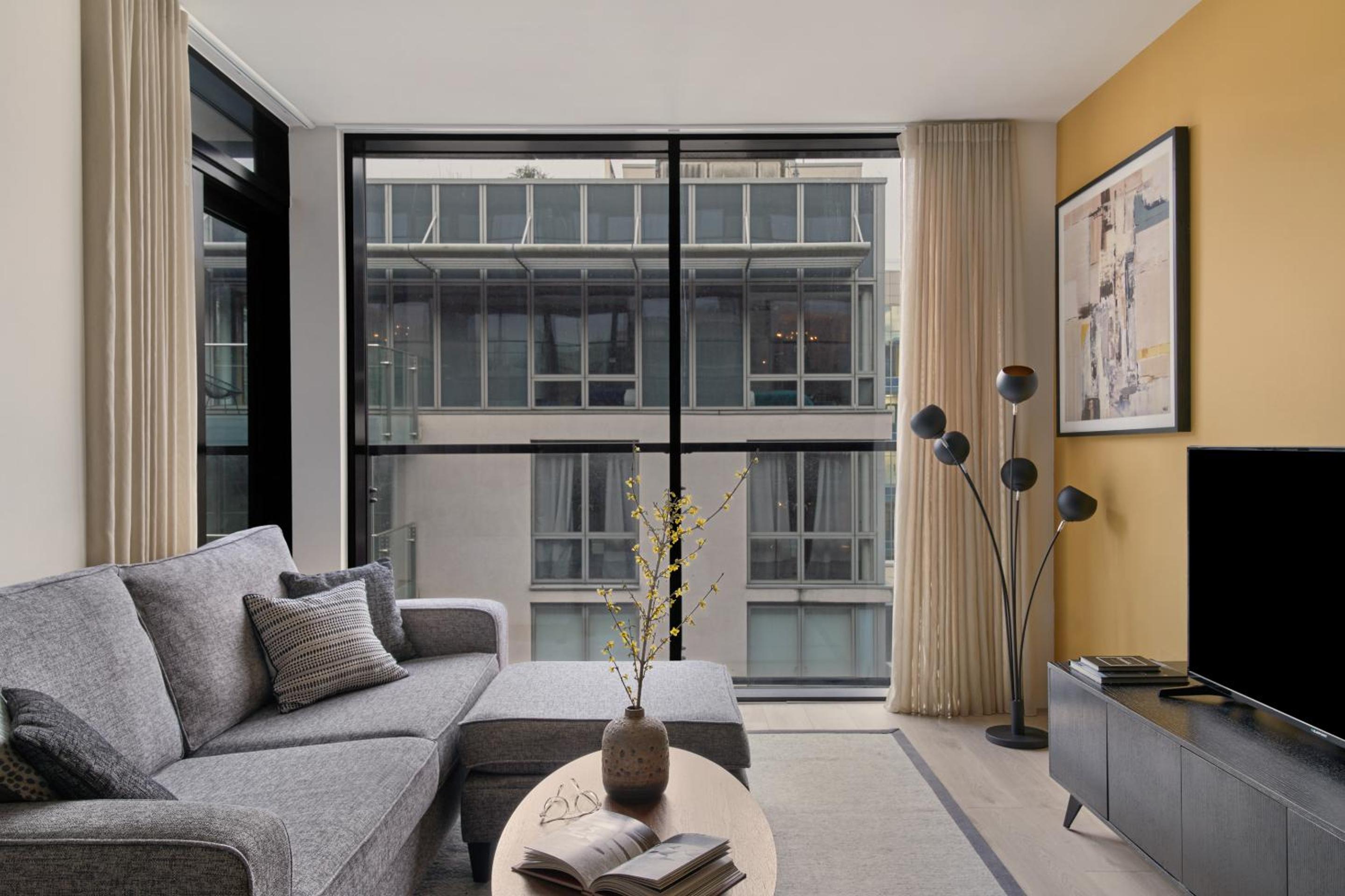 One-Bedroom Apartment With Balcony