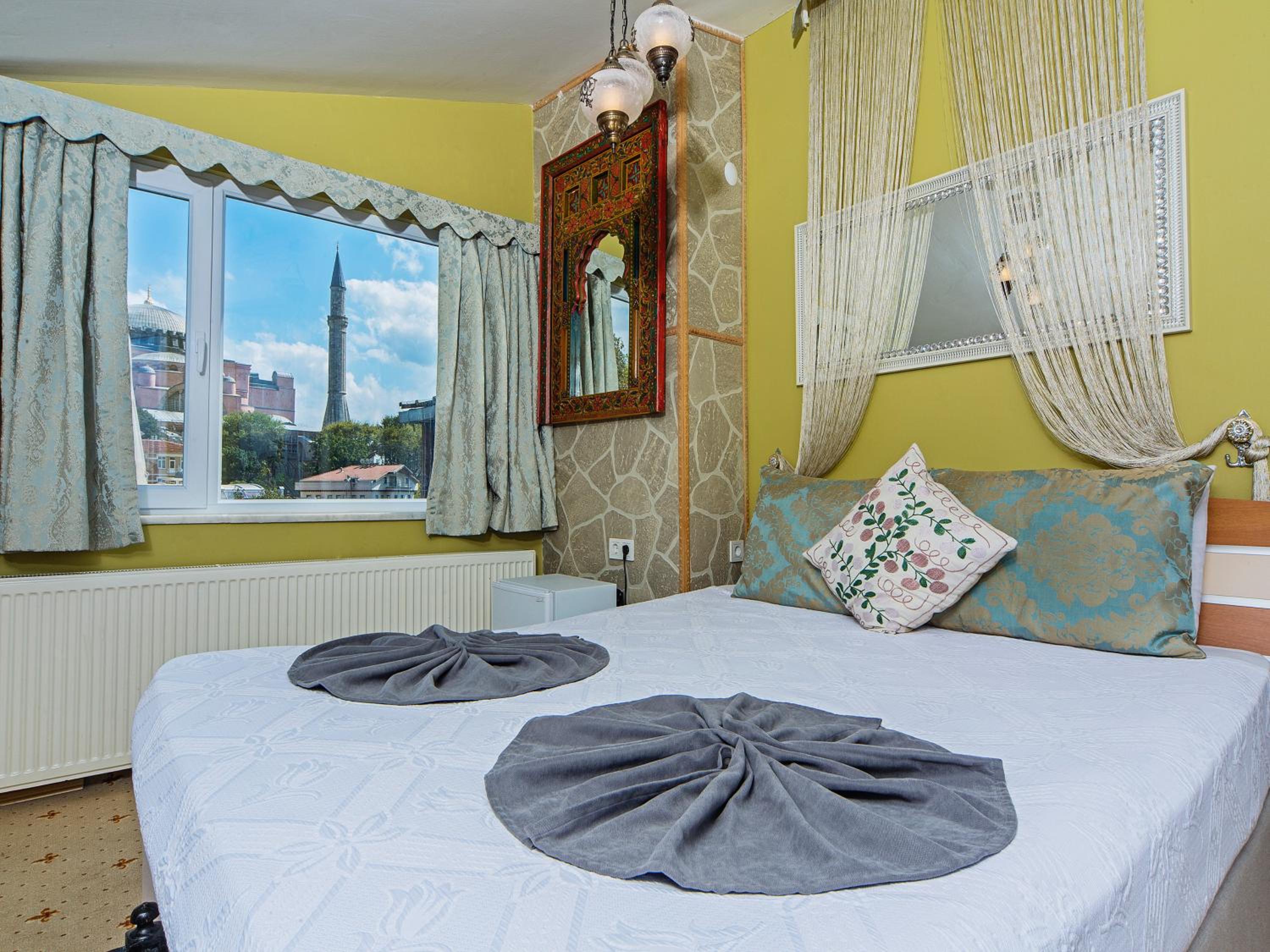 Family Room with View (4 Adults) photo 1