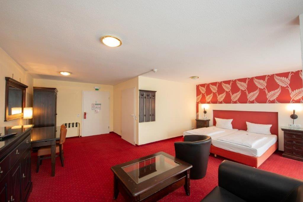 Double or Twin Room - Disability Access - Photo 2