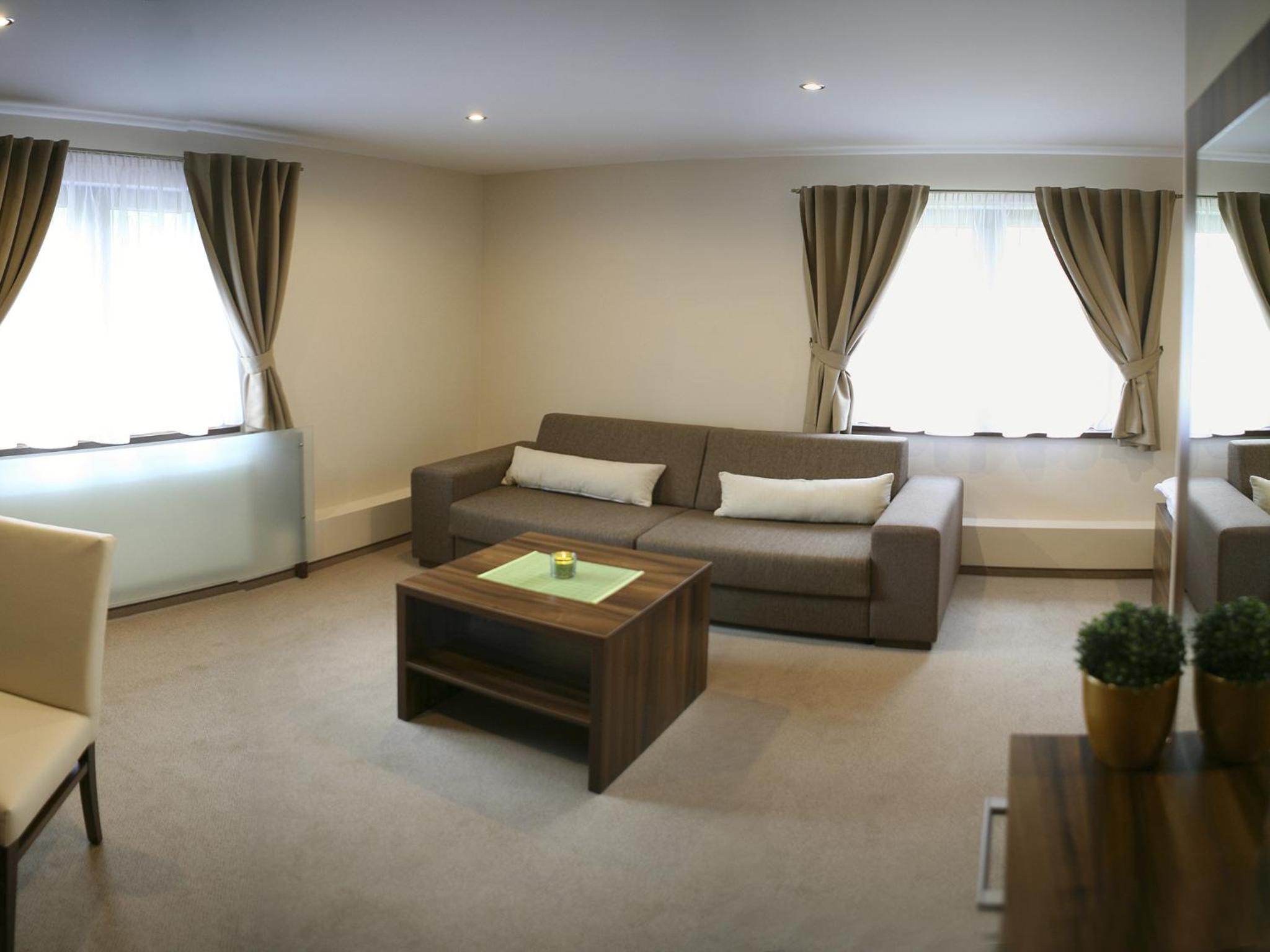 Deluxe Double Room with Extra Bed - Photo 3