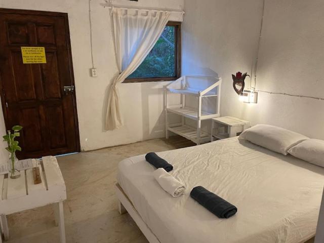 Double Room with Private Bathroom photo 2