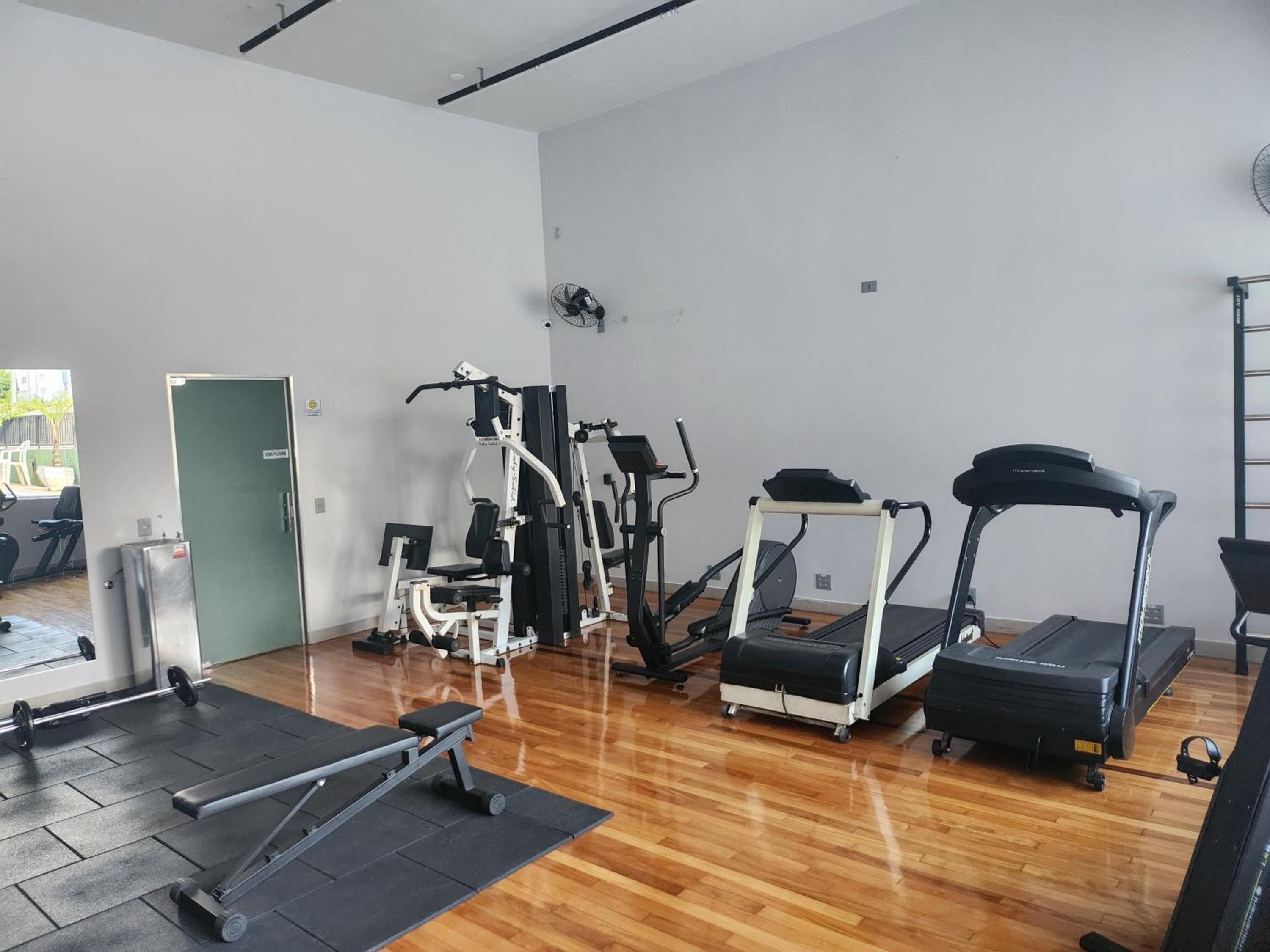 Apartment - Photo 24
