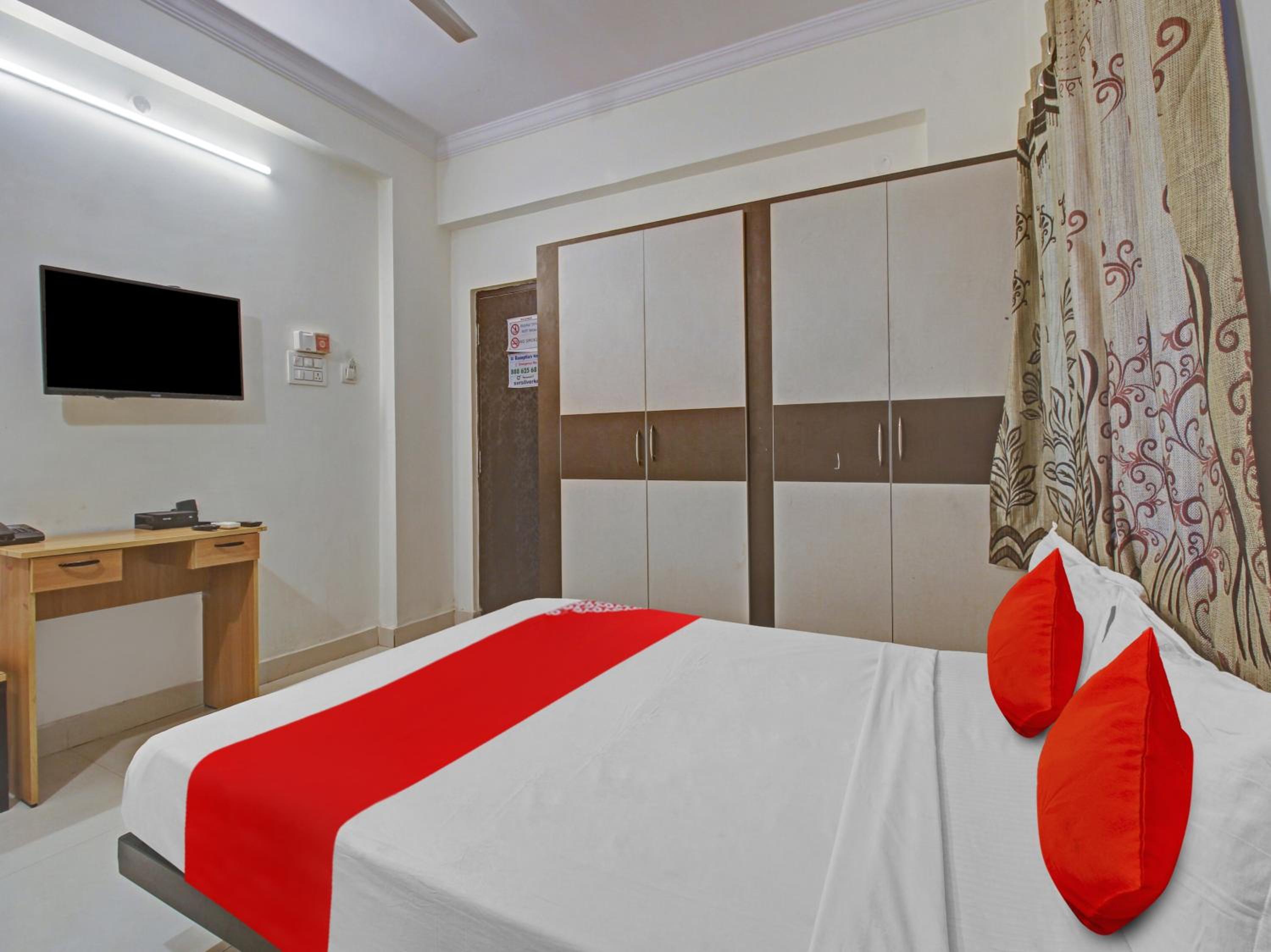 Classic Triple Room photo 2