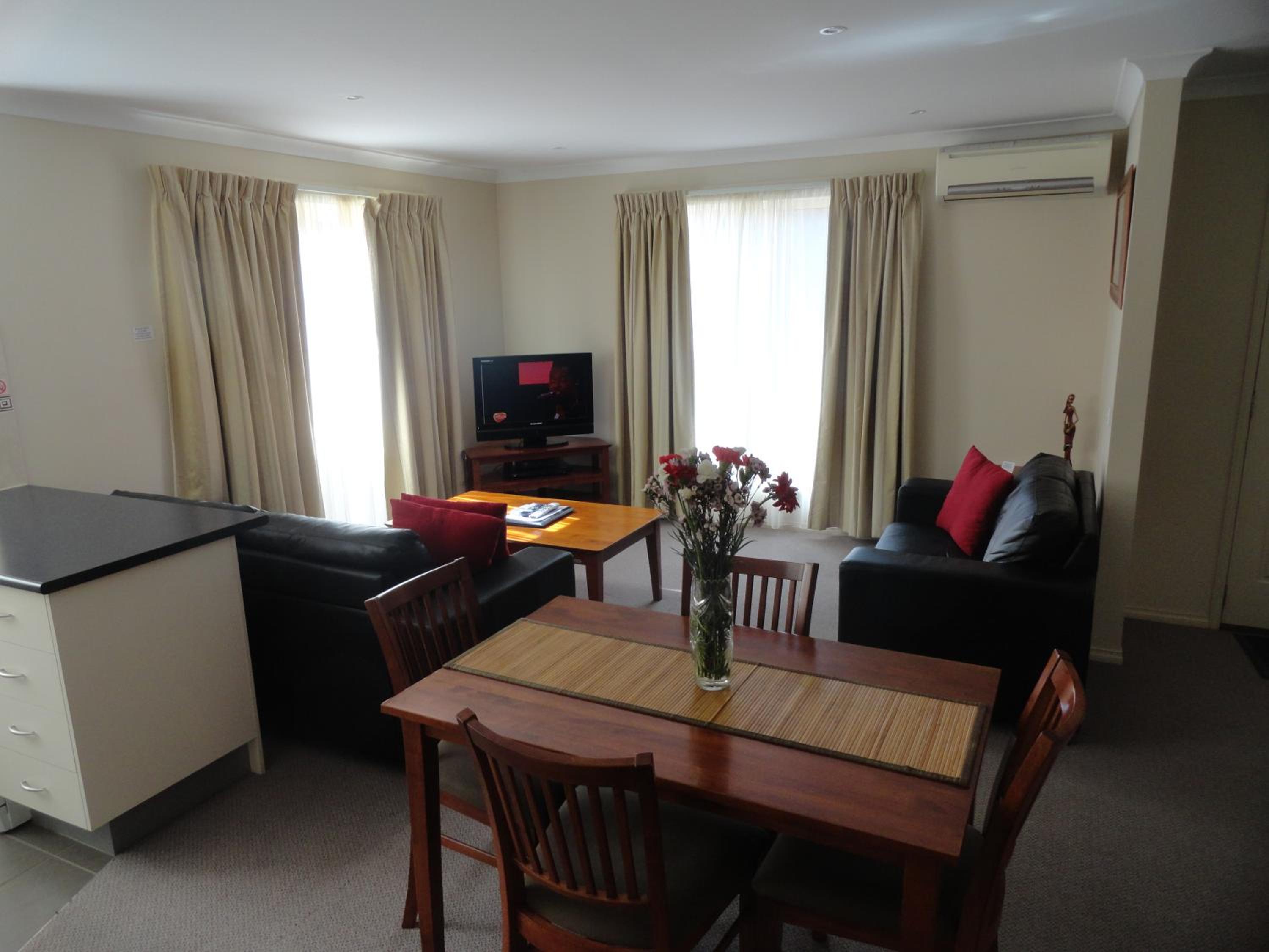 Two-Bedroom Apartment - Photo 1