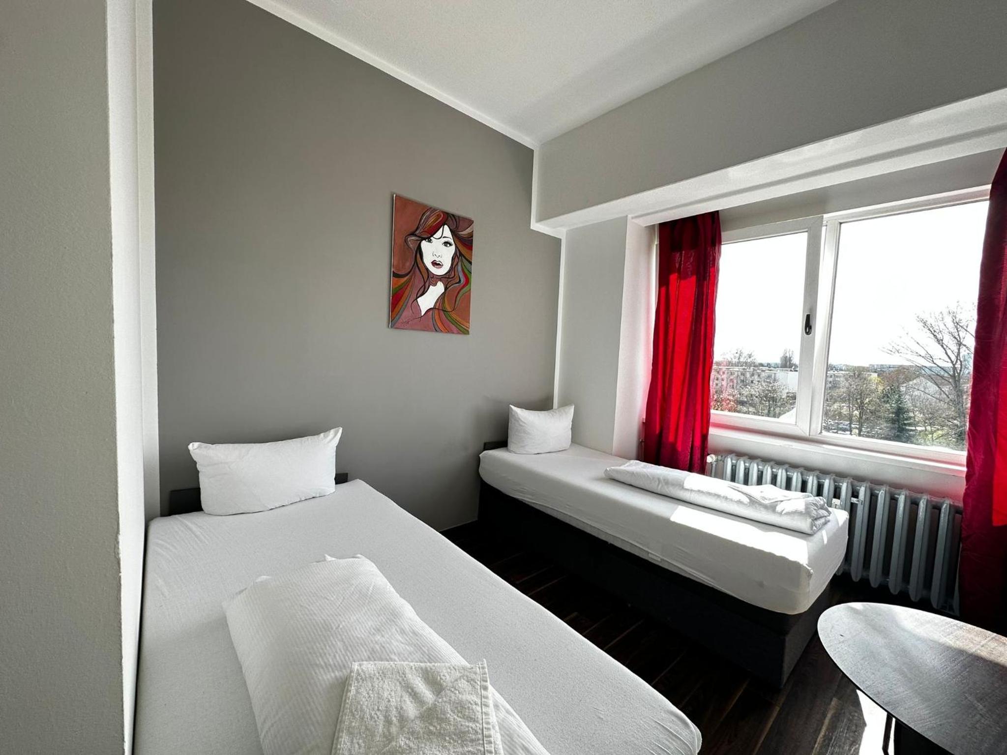 Twin Room With Garden View