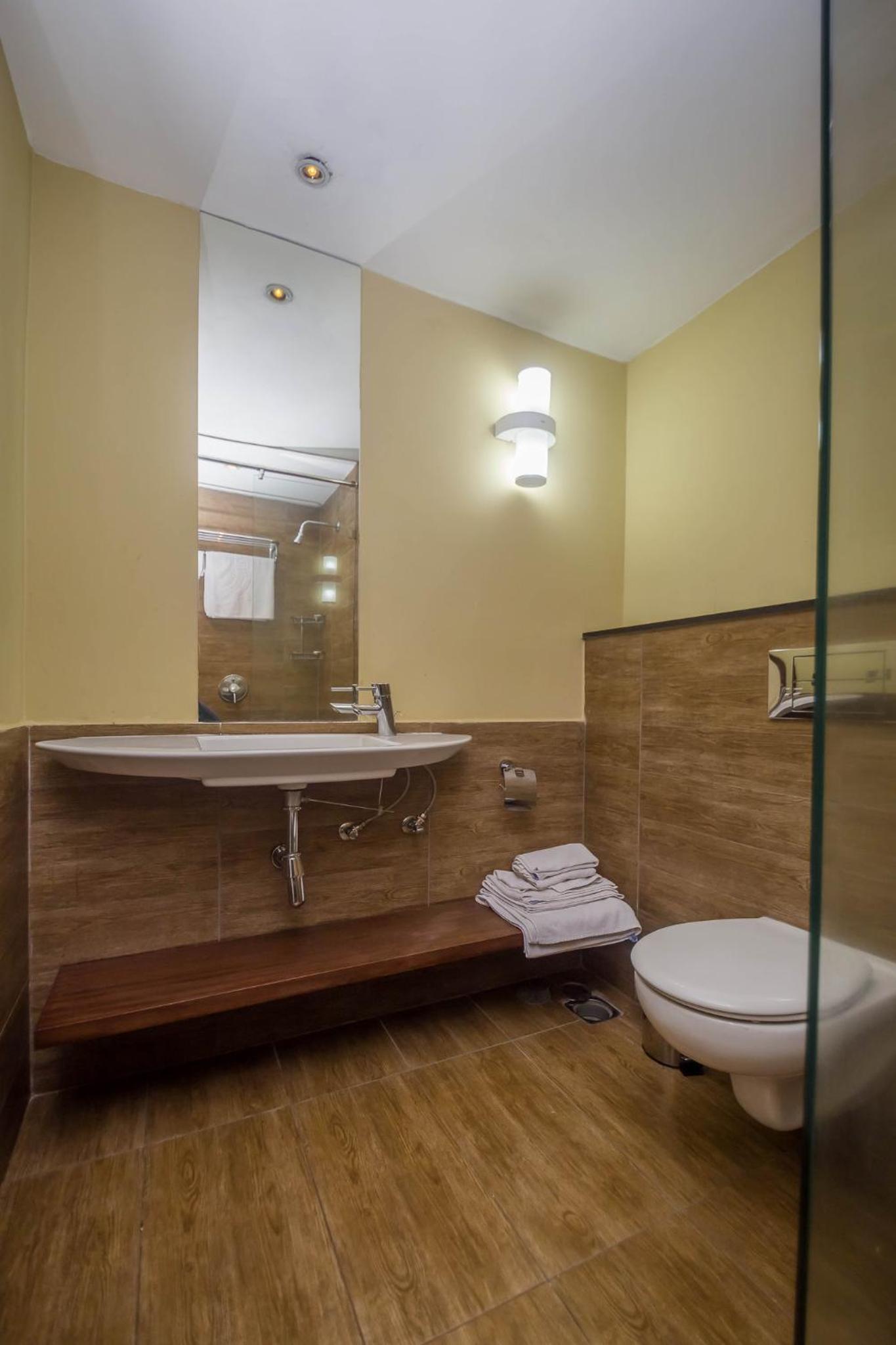 Studio Apartment - Photo 21