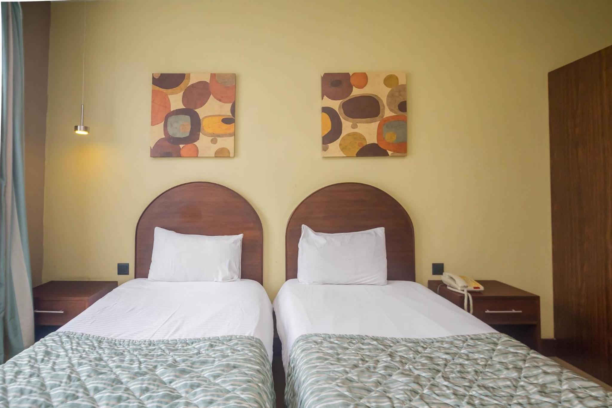 Two-Bedroom Apartment - Photo 9